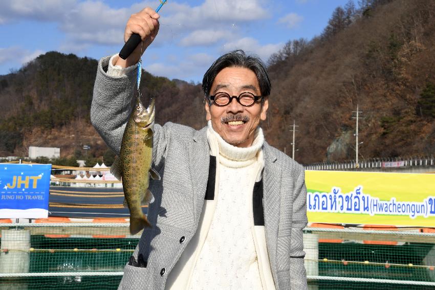 2017 화천산천어축제 수상낚시 시연 및 얼음 수중 점검 의 사진