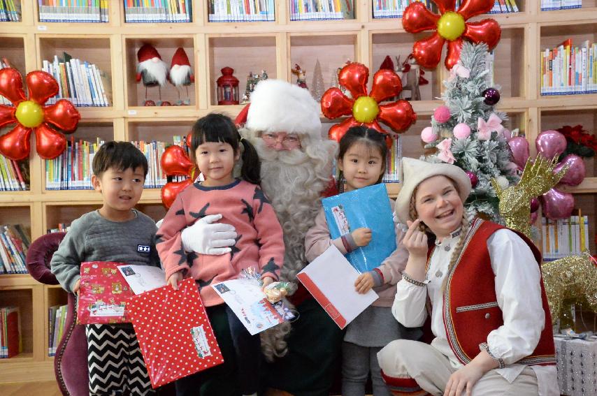 2017 어린이도서관에서 만나는 진짜 산타 행사 의 사진