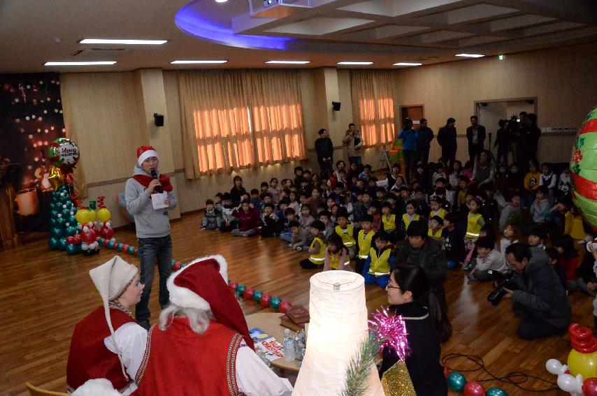 2017 어린이도서관에서 만나는 진짜 산타 행사 의 사진