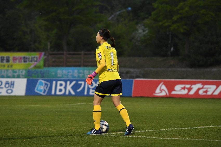 2017 WK-리그 화천KSPO vs 경주한수원 의 사진