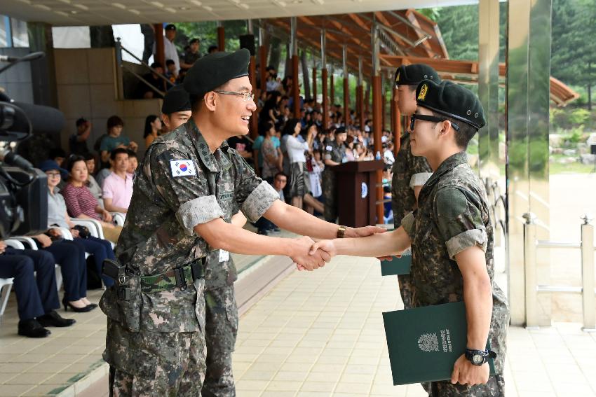 2017 육군 제7보병사단 신병수료식 의 사진