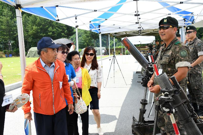 2017 육군 제7보병사단 제68주년 사단창설 기념행사 의 사진