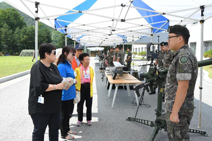 2017 육군 제7보병사단 제68주년 사단창설 기념행사 의 사진