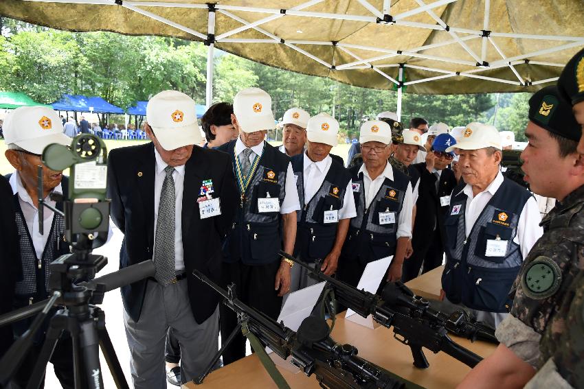 2017 육군 제7보병사단 제68주년 사단창설 기념행사 의 사진