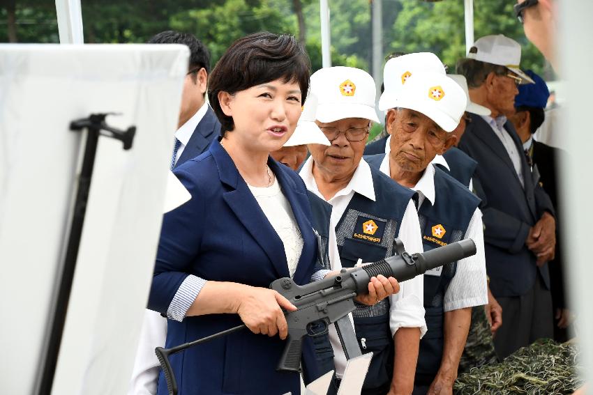 2017 육군 제7보병사단 제68주년 사단창설 기념행사 의 사진