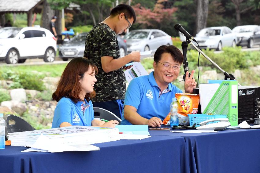 2017 물의나라화천 쪽배축제 봉어섬 전경 의 사진