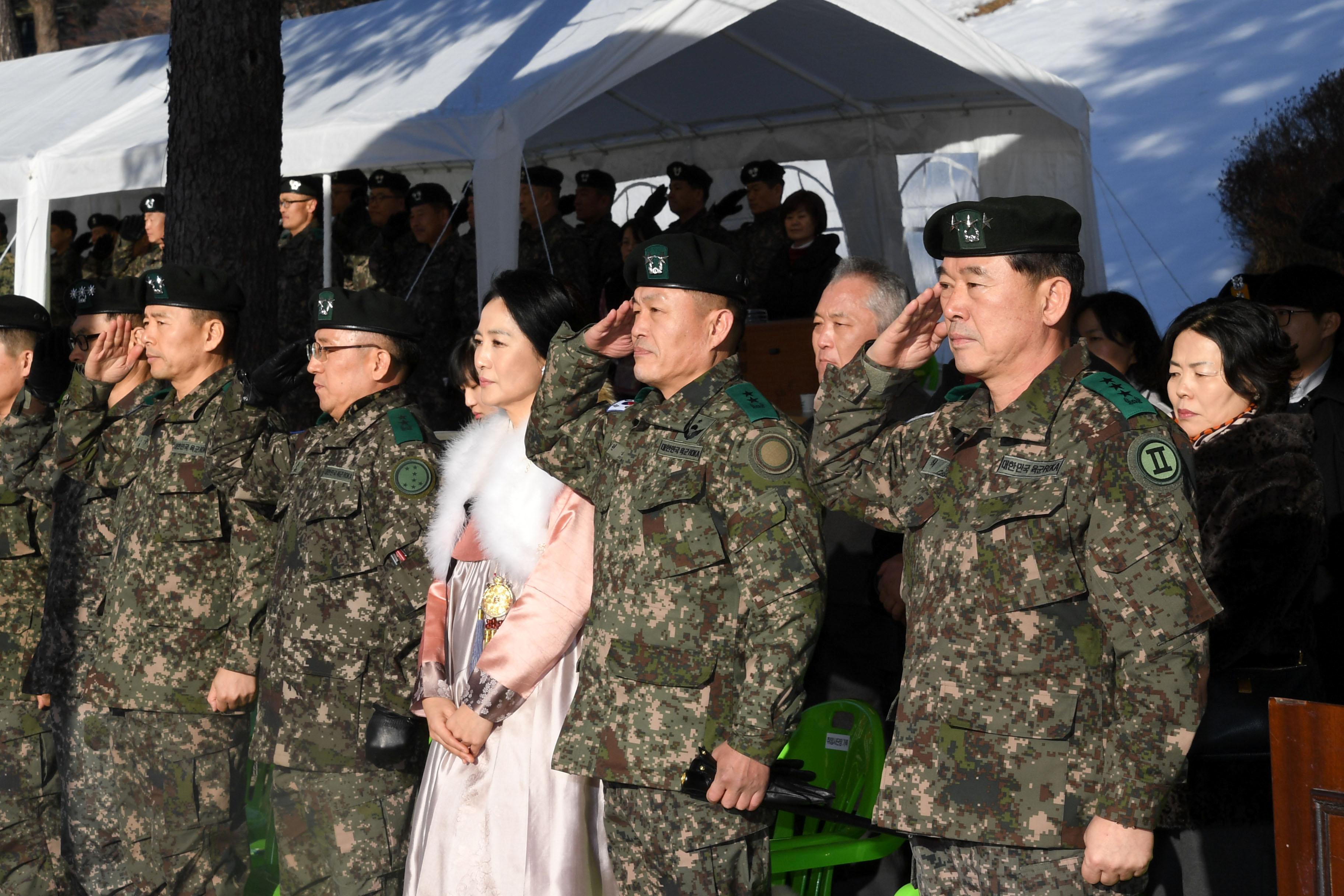 육군 제15보병사단장 이취임식 의 사진