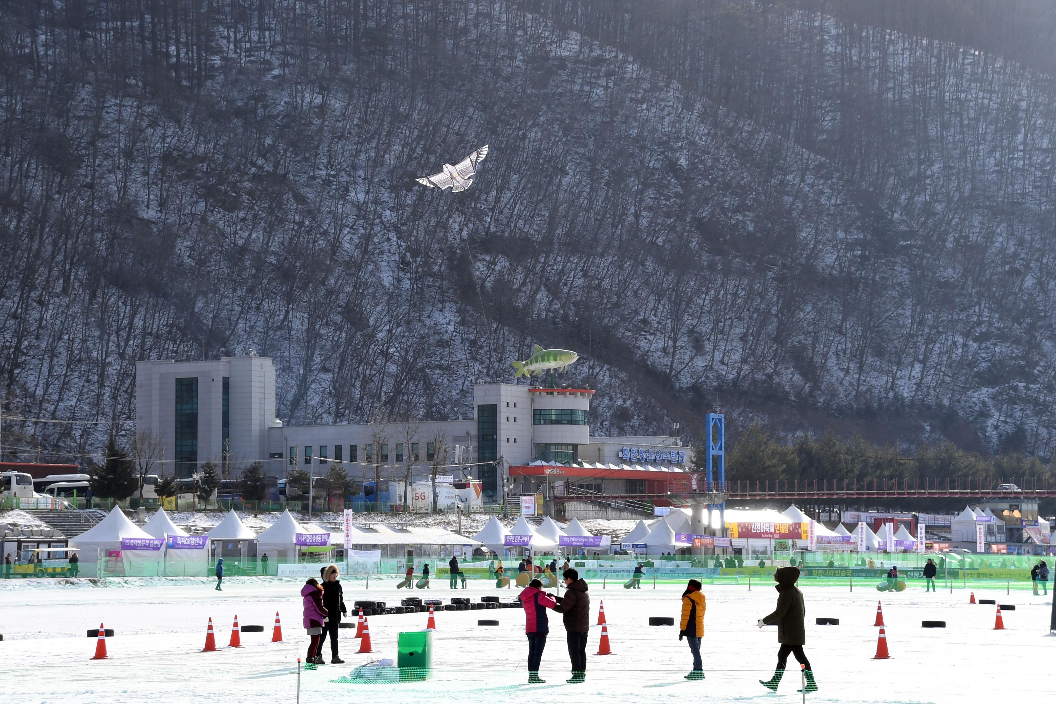 2018 화천산천어축제장 축제 도우미 의 사진