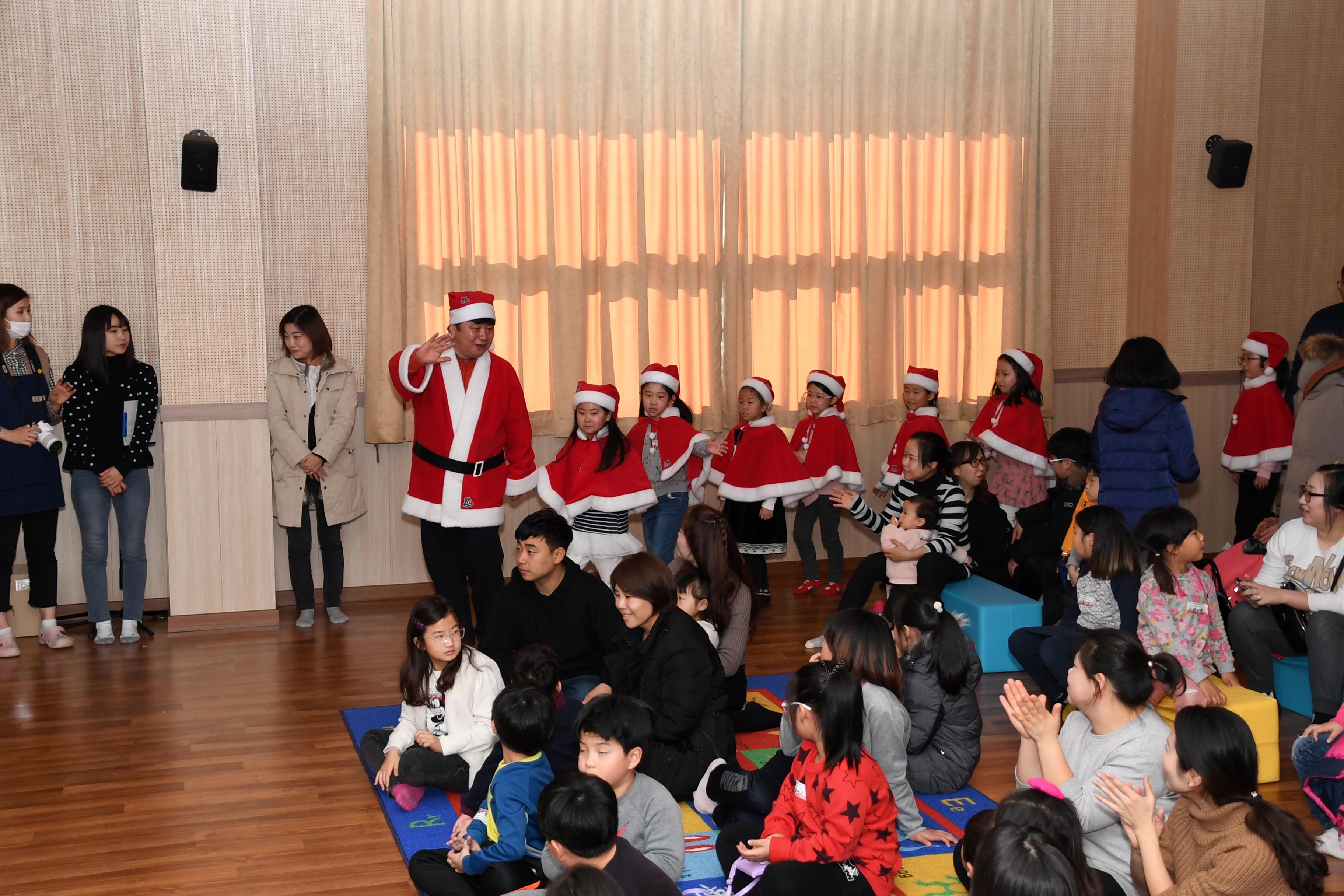 2018 화천산천어축제 핀란드 산타 초청 행사 의 사진