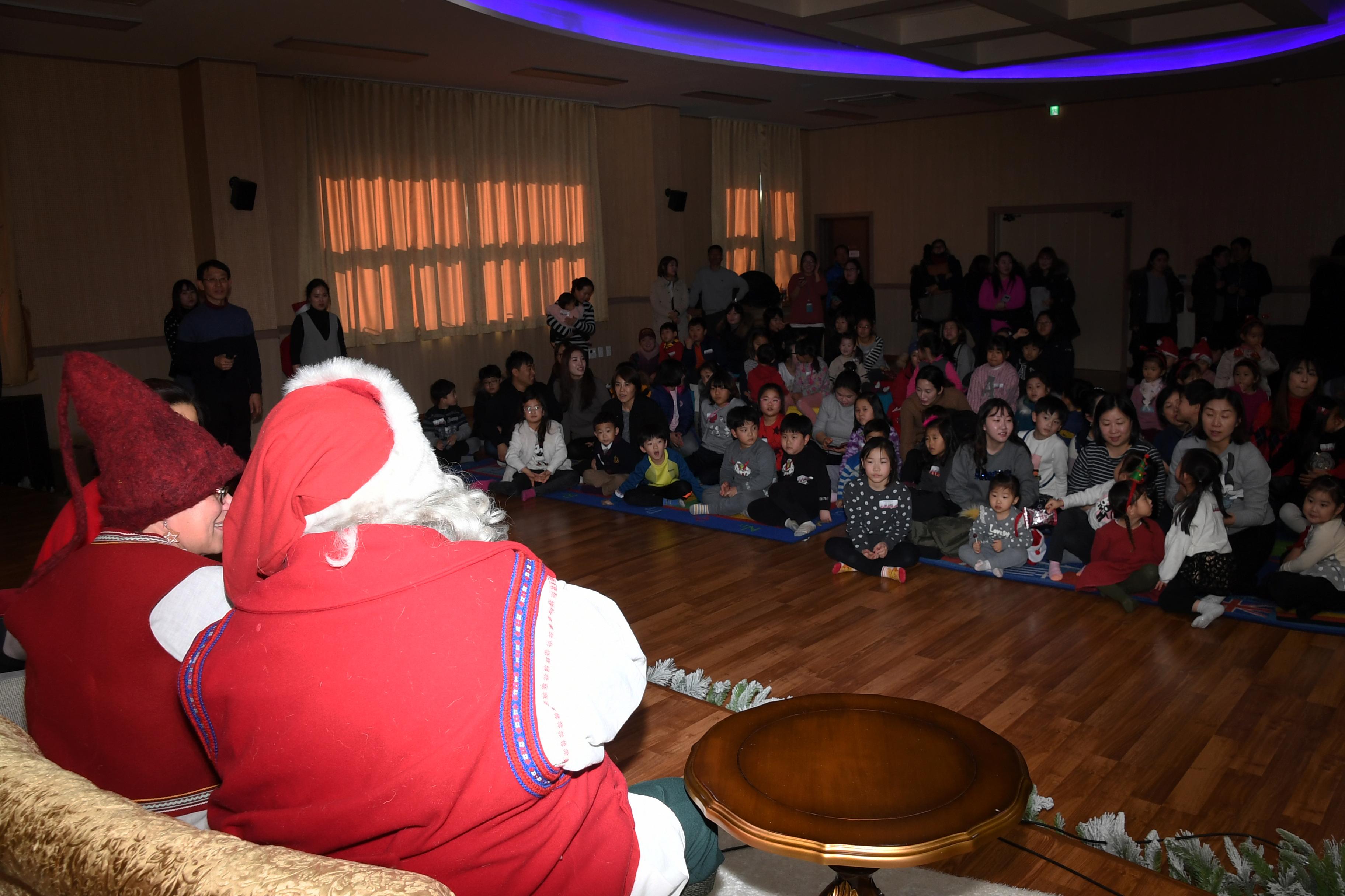 2018 화천산천어축제 핀란드 산타 초청 행사 의 사진