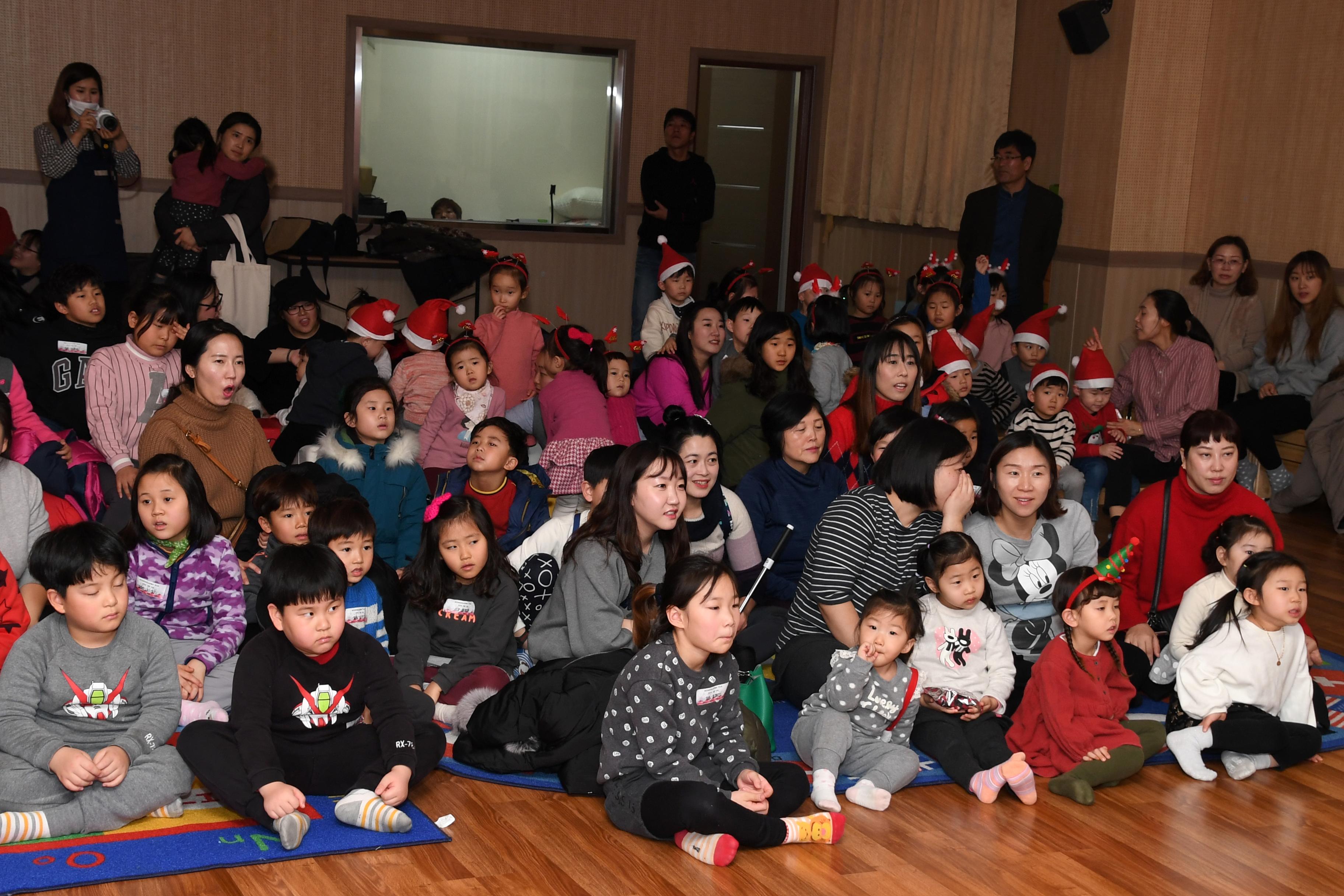 2018 화천산천어축제 핀란드 산타 초청 행사 의 사진