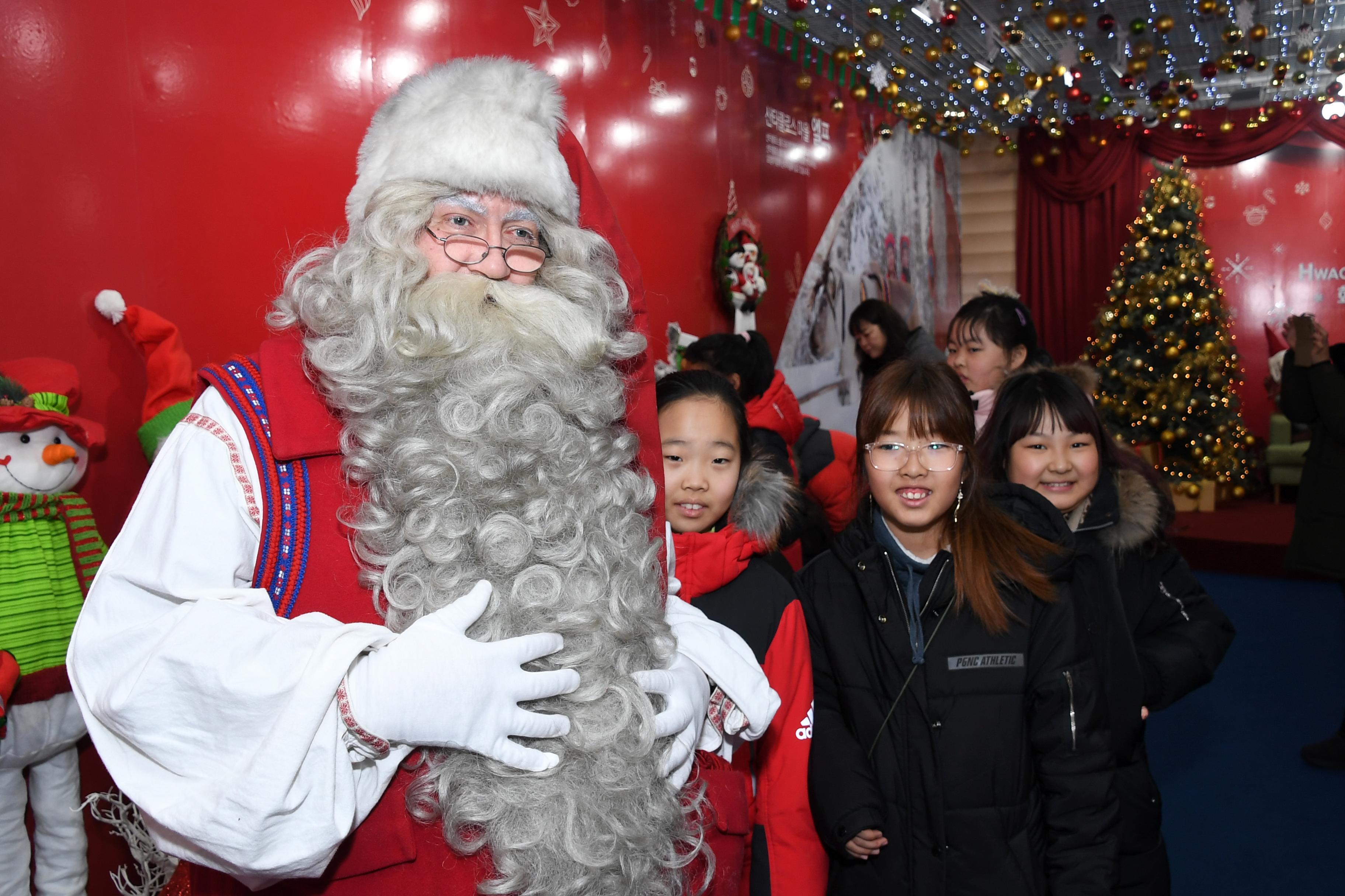 2018 화천산천어축제 핀란드 산타 초청 행사 의 사진