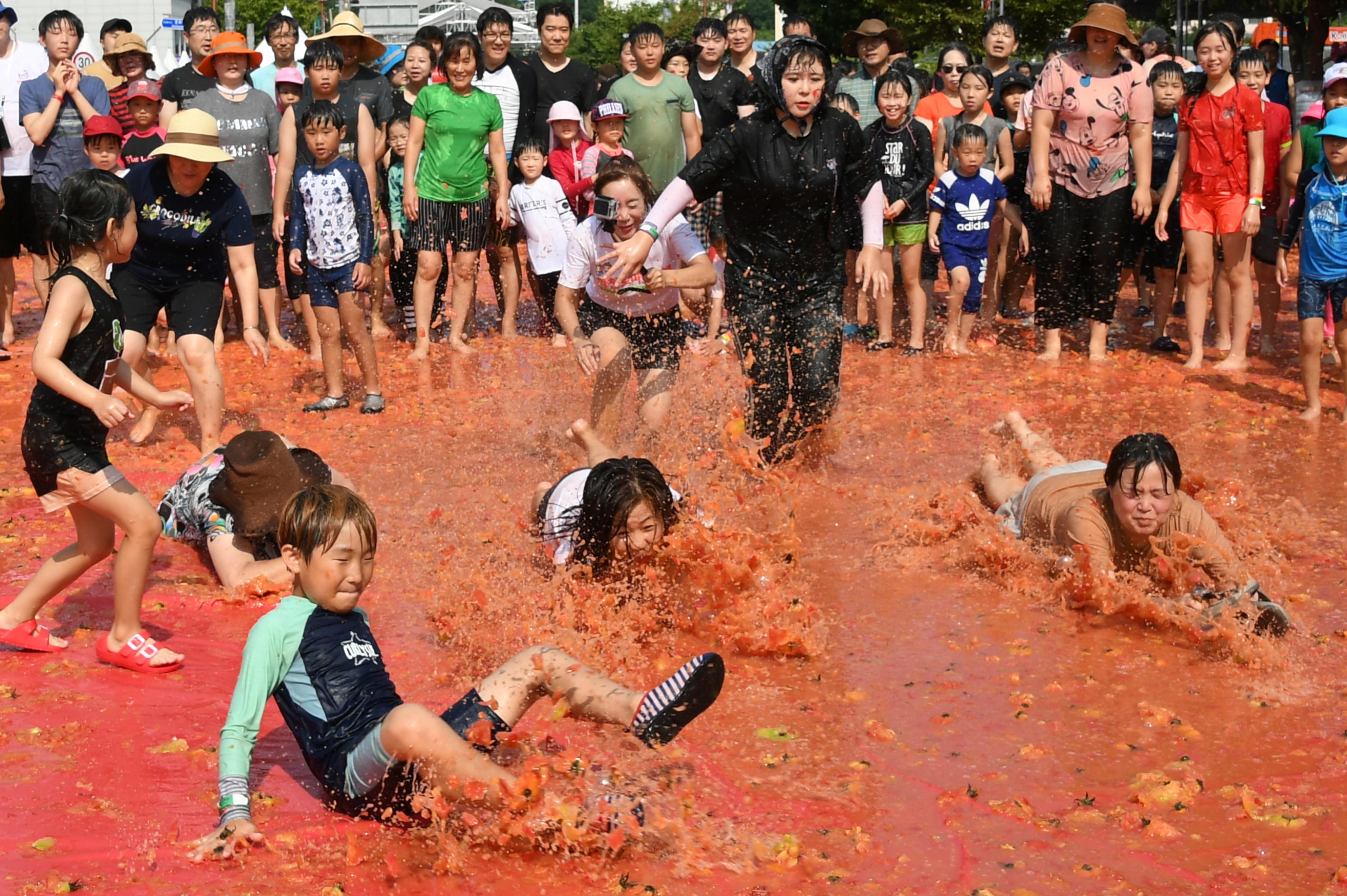 2018 화천토마토축제 황금반지를 찾아라 의 사진