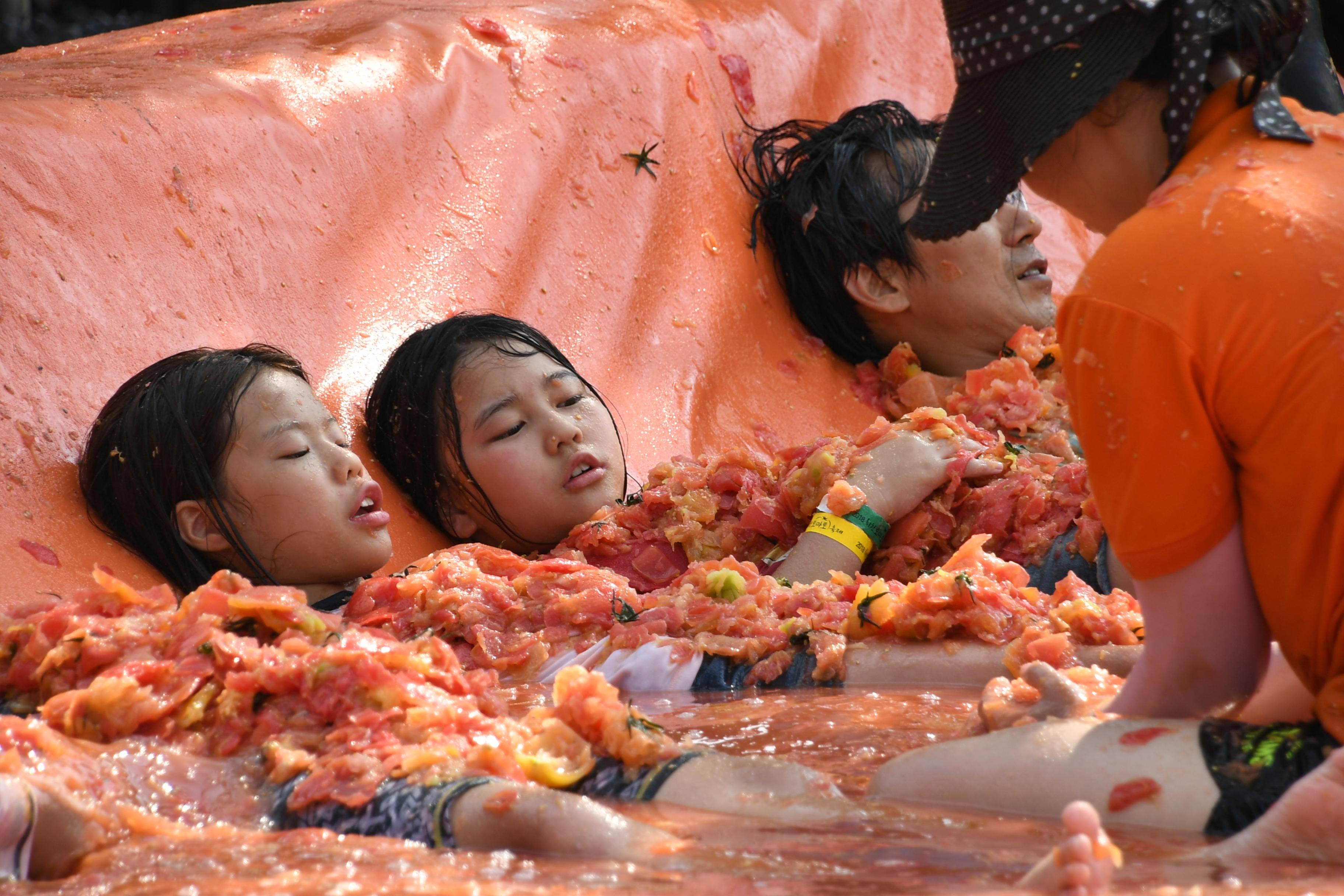 2018 화천토마토축제 황금반지를 찾아라 의 사진