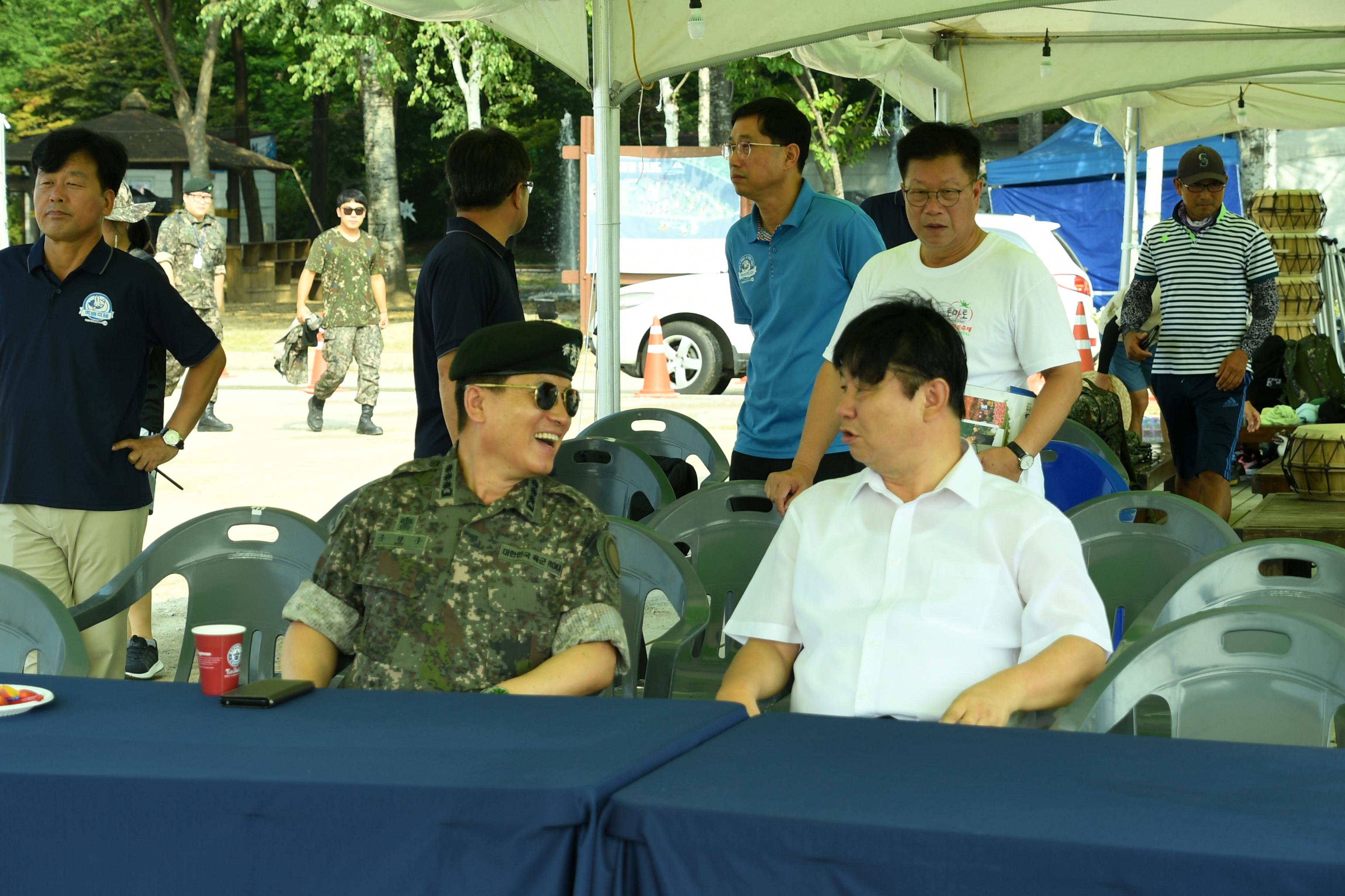 2018 화천쪽배축제 육군 제15보병사단 산천호 경주대회 의 사진