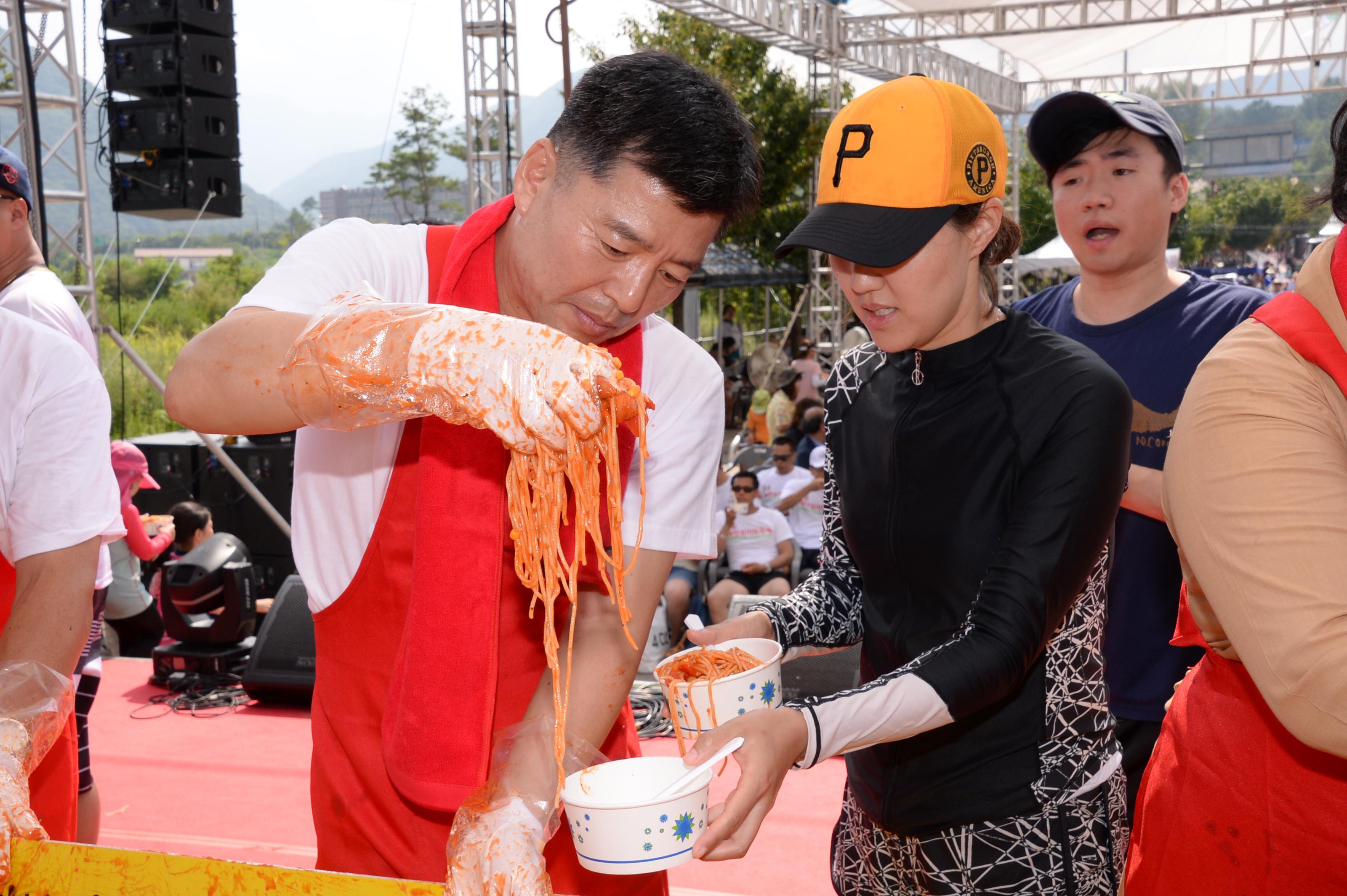 2018 화천토마토축제 주한대사 초청 천인의 식탁 의 사진