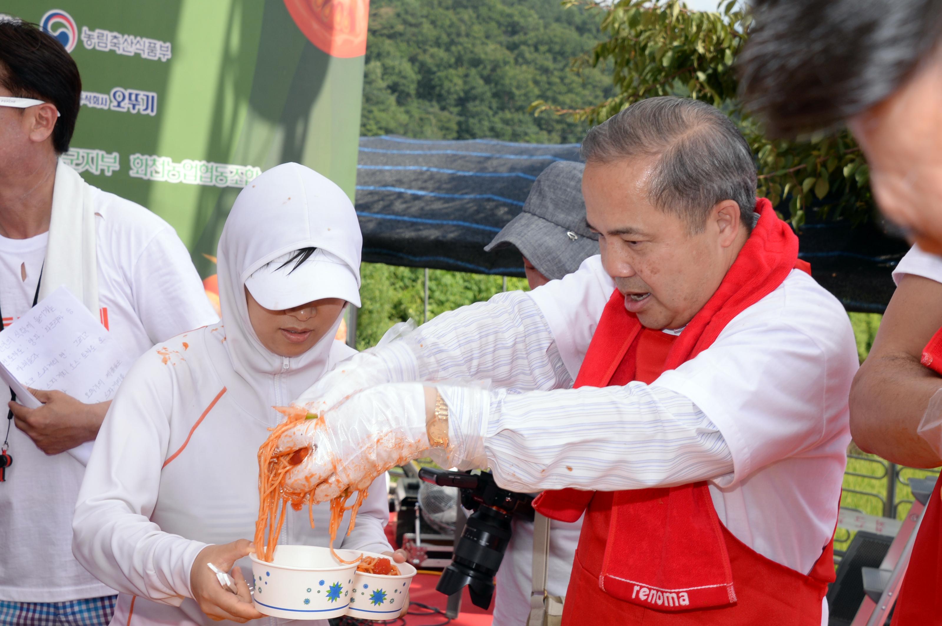 2018 화천토마토축제 주한대사 초청 천인의 식탁 의 사진