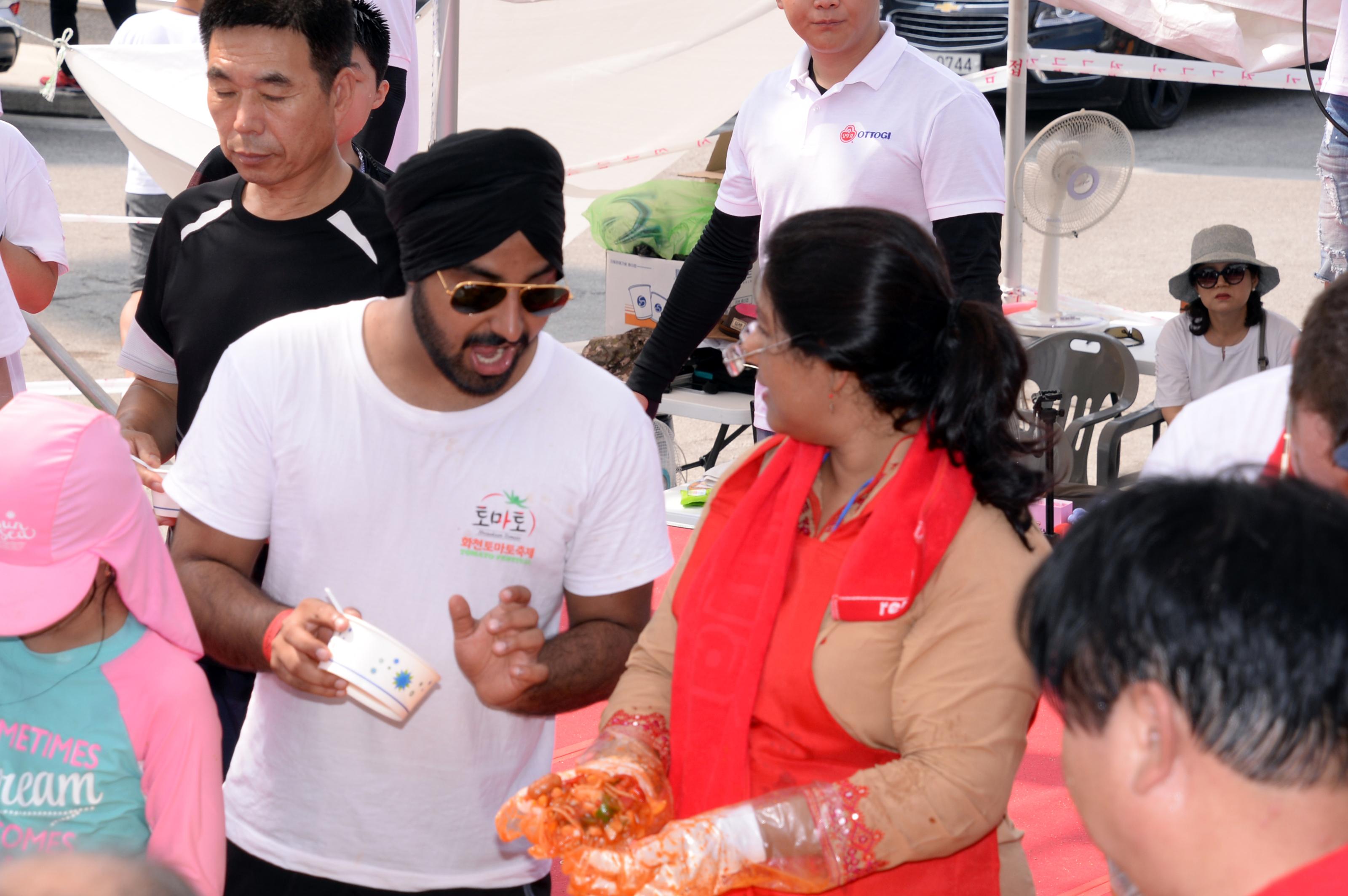 2018 화천토마토축제 주한대사 초청 천인의 식탁 의 사진