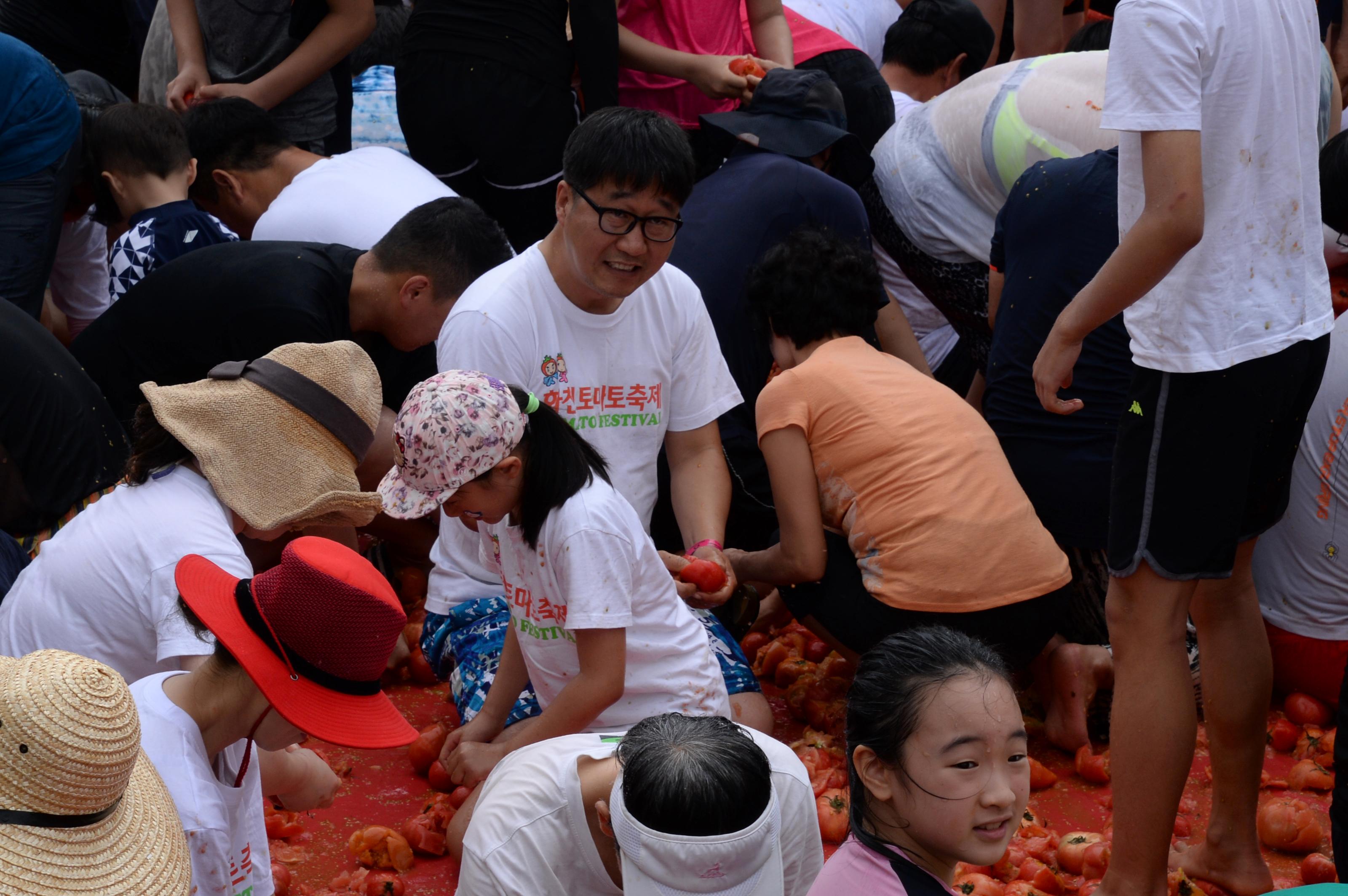 2018 화천토마토축제 황금반지를 찾아라 의 사진