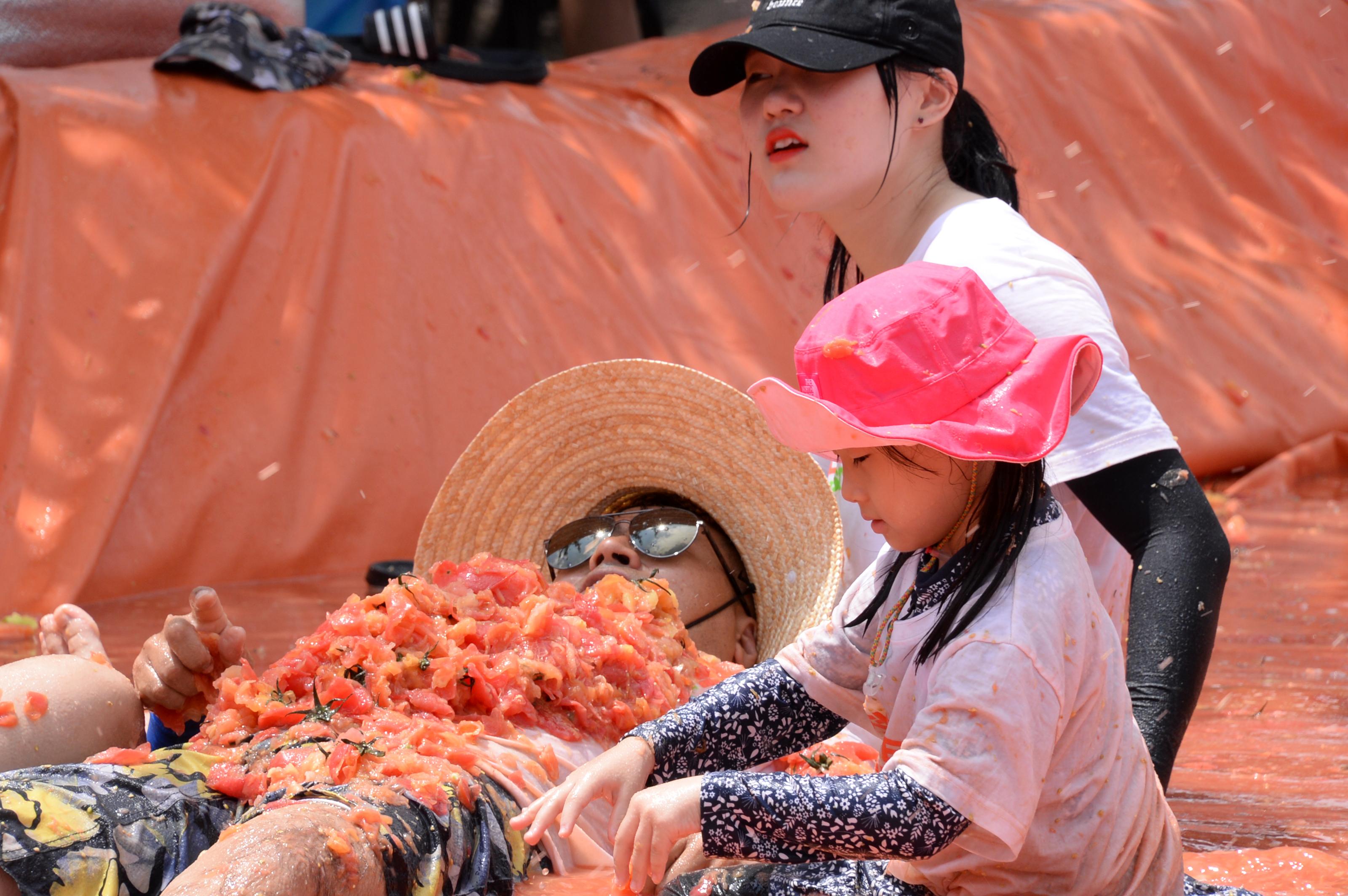 2018 화천토마토축제 황금반지를 찾아라 의 사진