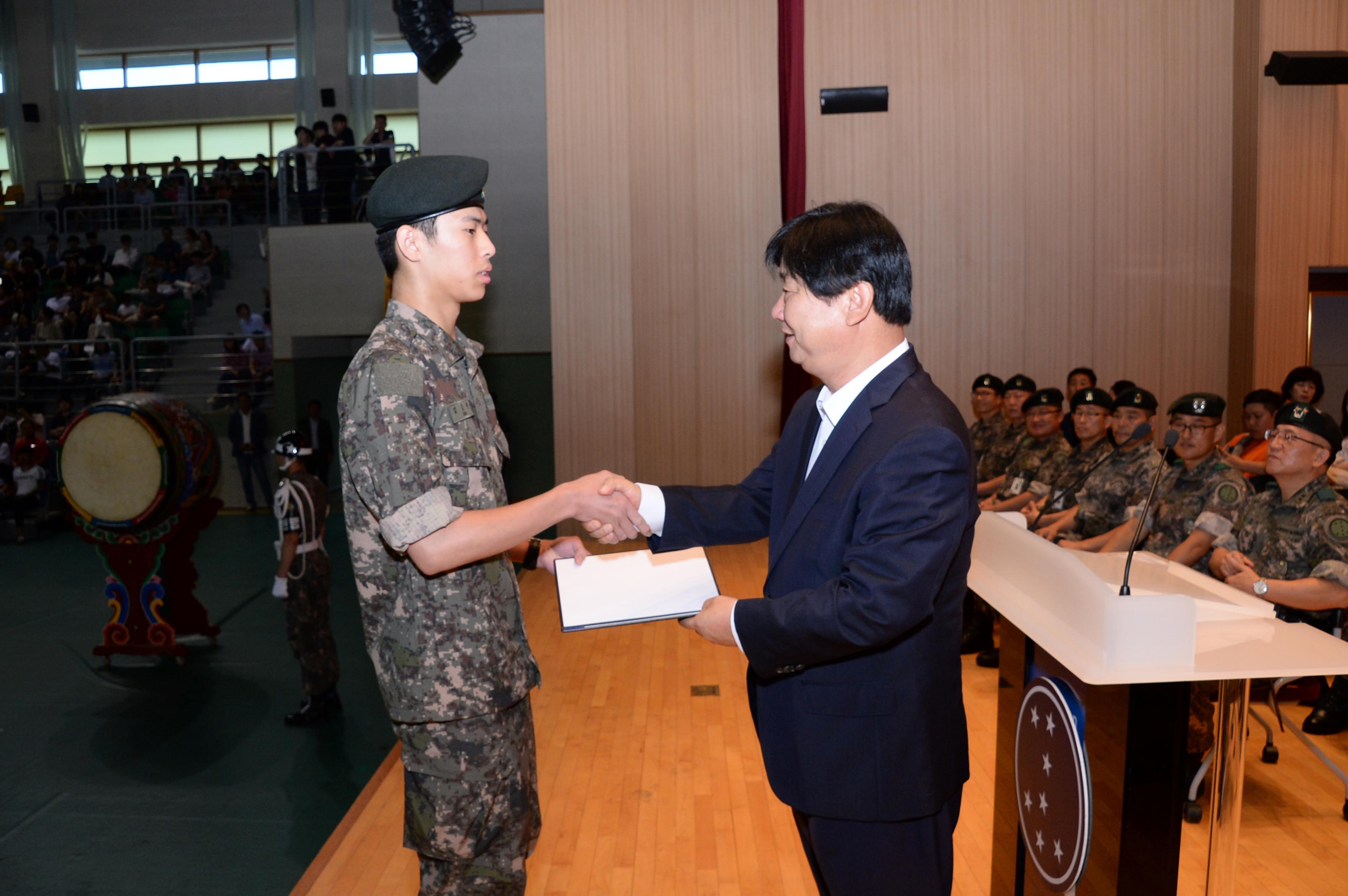 2018 육군 제7보병사단 신병수료식 의 사진