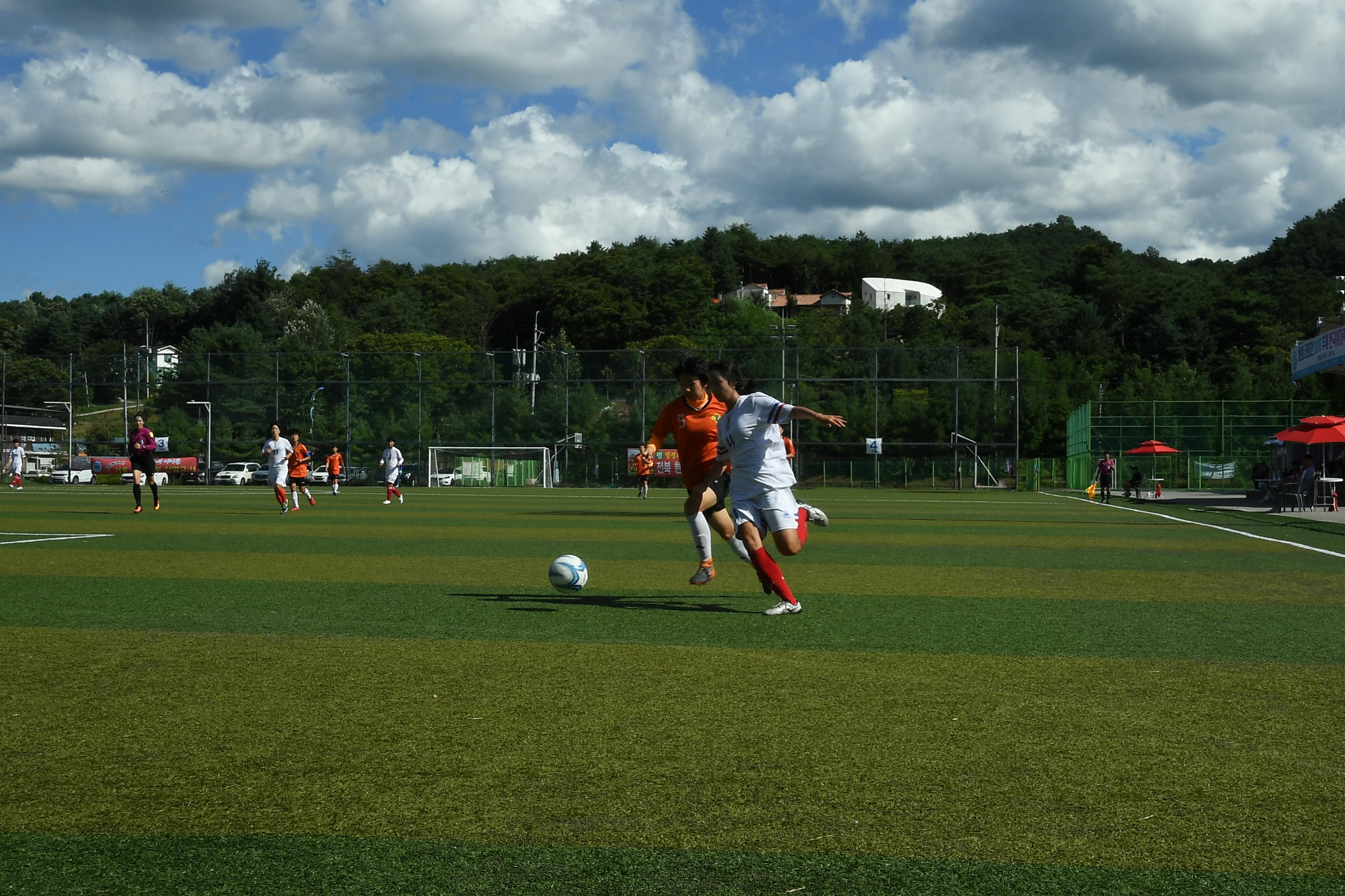 물의나라 화천 2018 추계 한국여자축구연맹전 의 사진