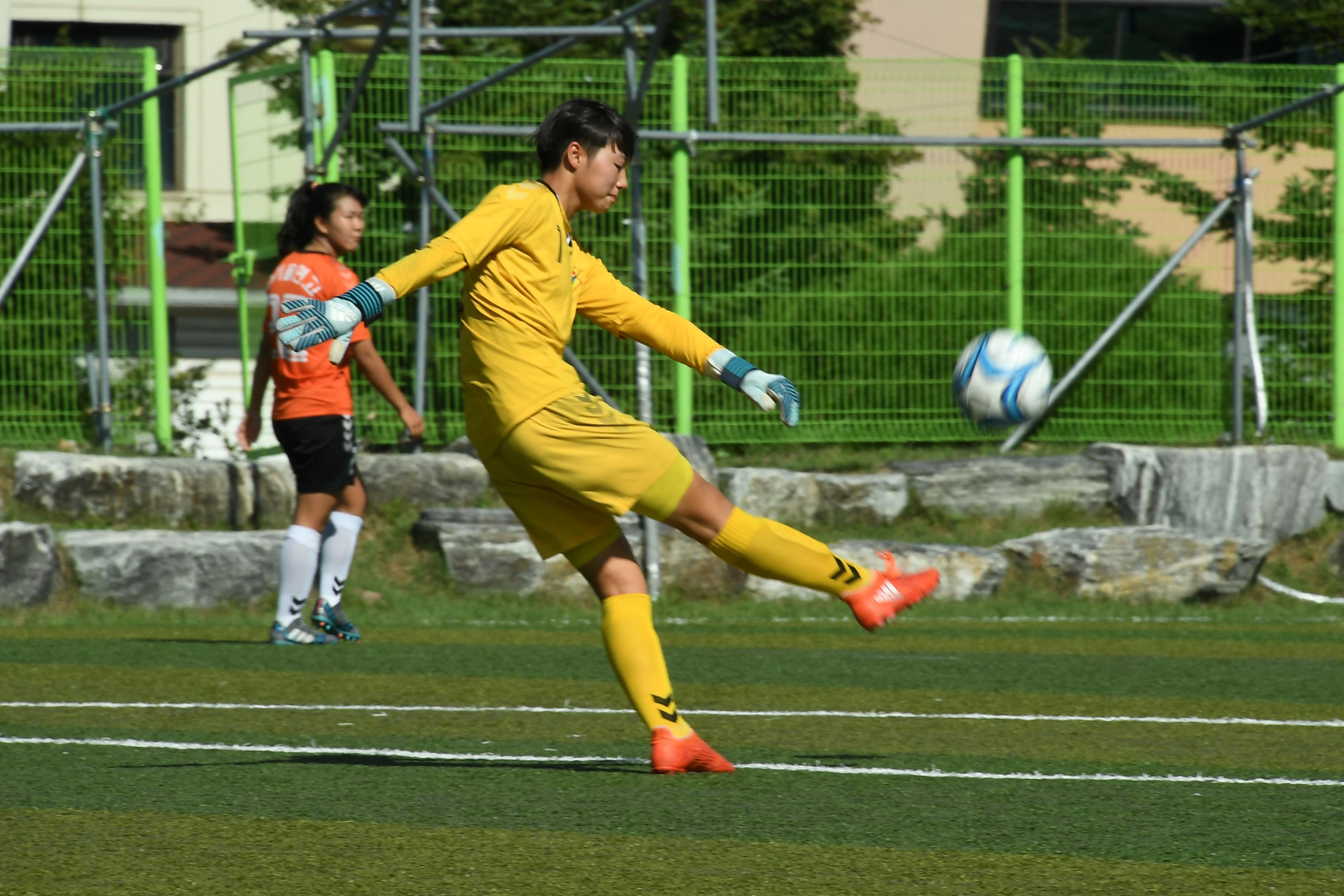 물의나라 화천 2018 추계 한국여자축구연맹전 의 사진