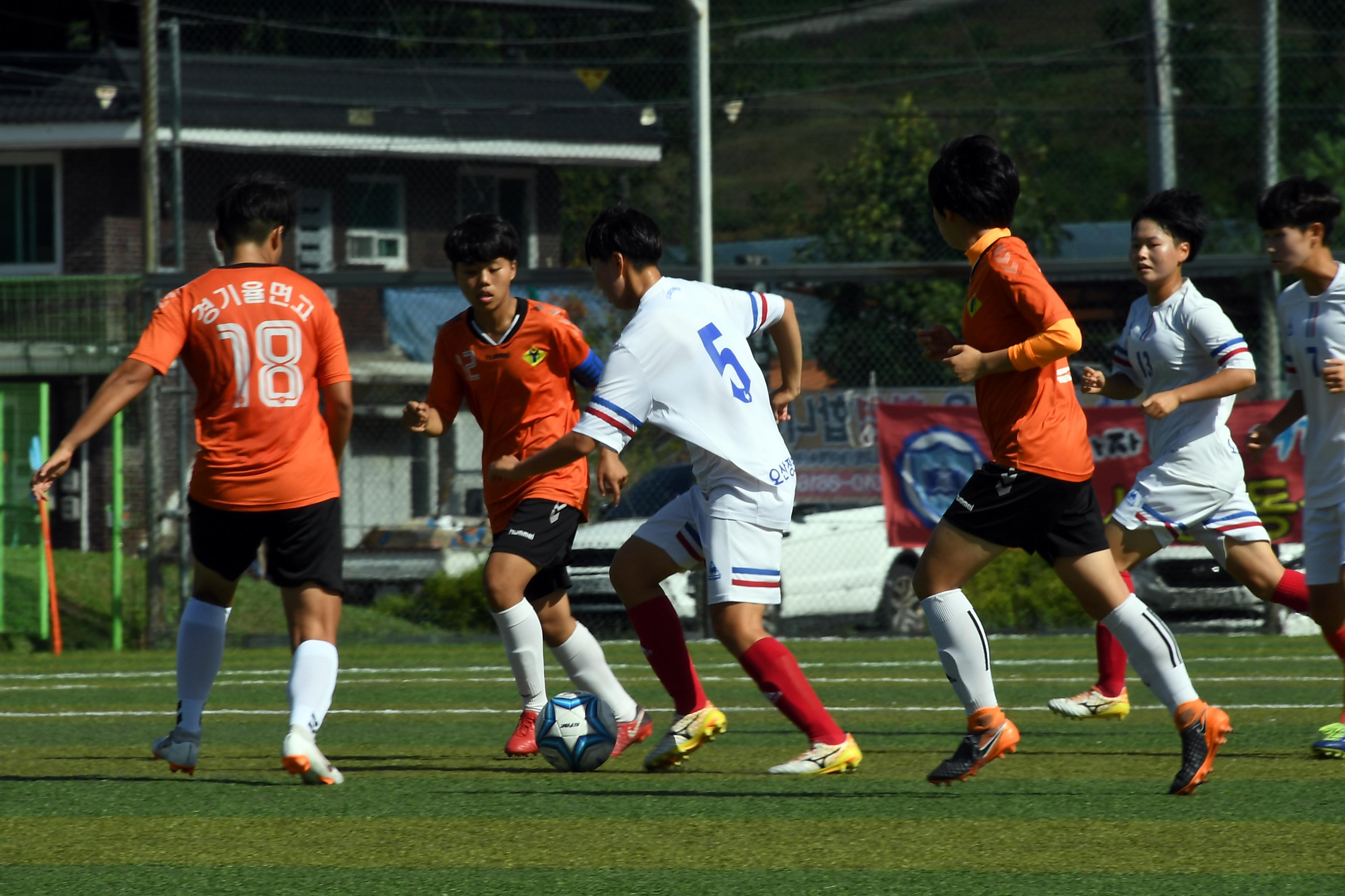 물의나라 화천 2018 추계 한국여자축구연맹전 의 사진