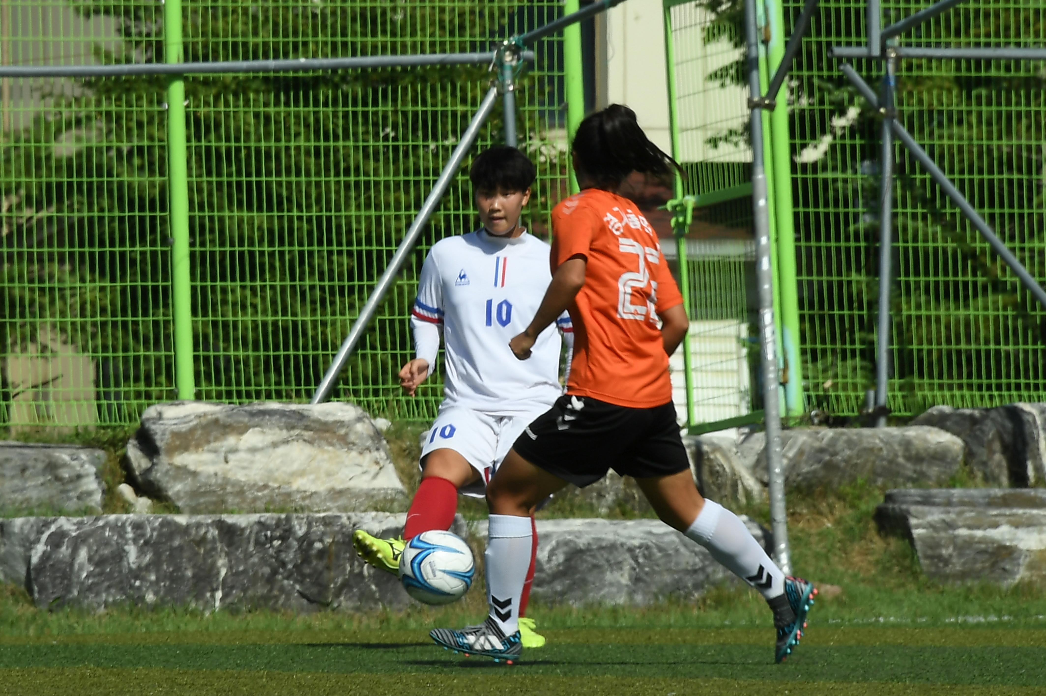 물의나라 화천 2018 추계 한국여자축구연맹전 의 사진