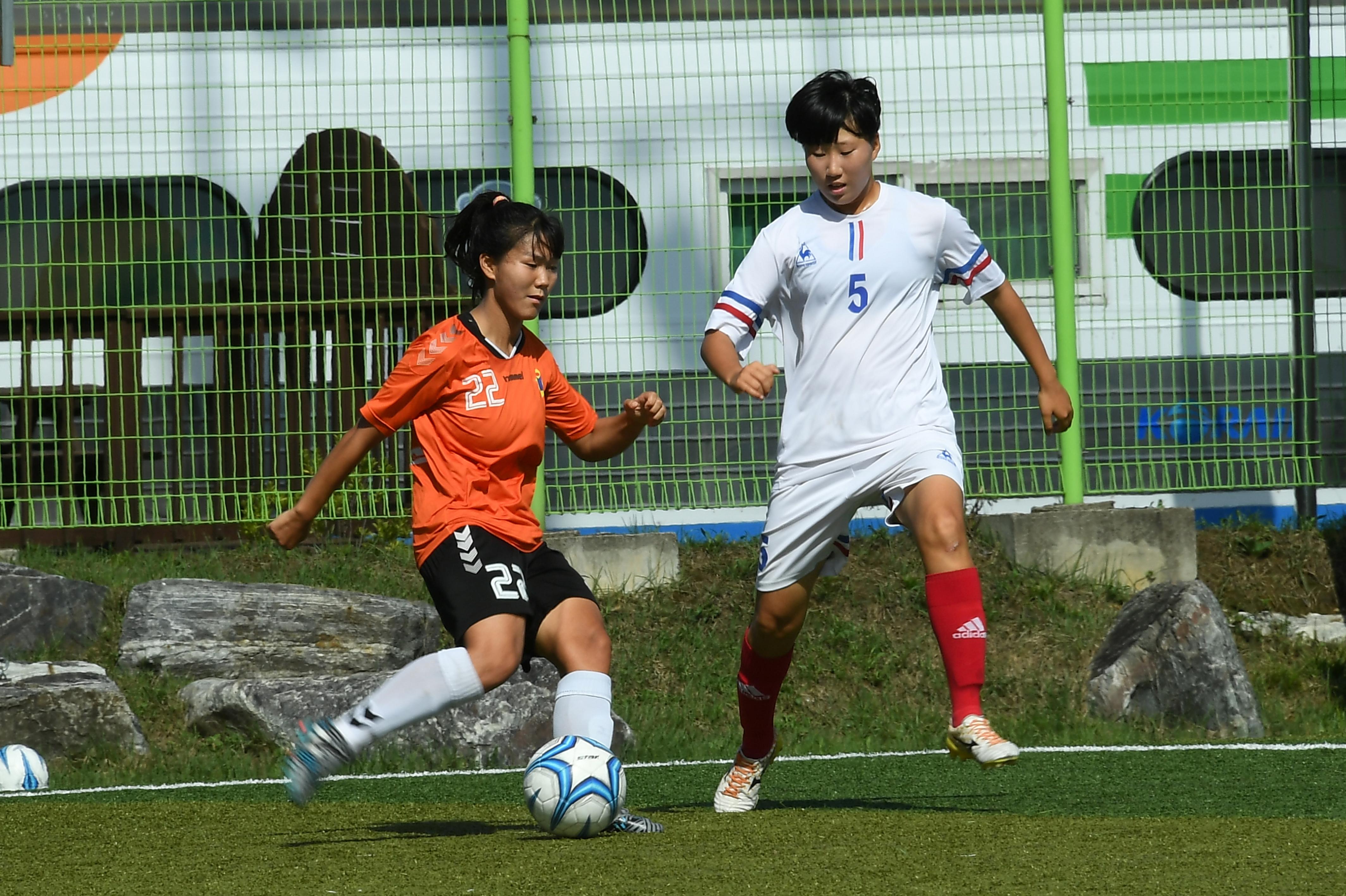 물의나라 화천 2018 추계 한국여자축구연맹전 의 사진