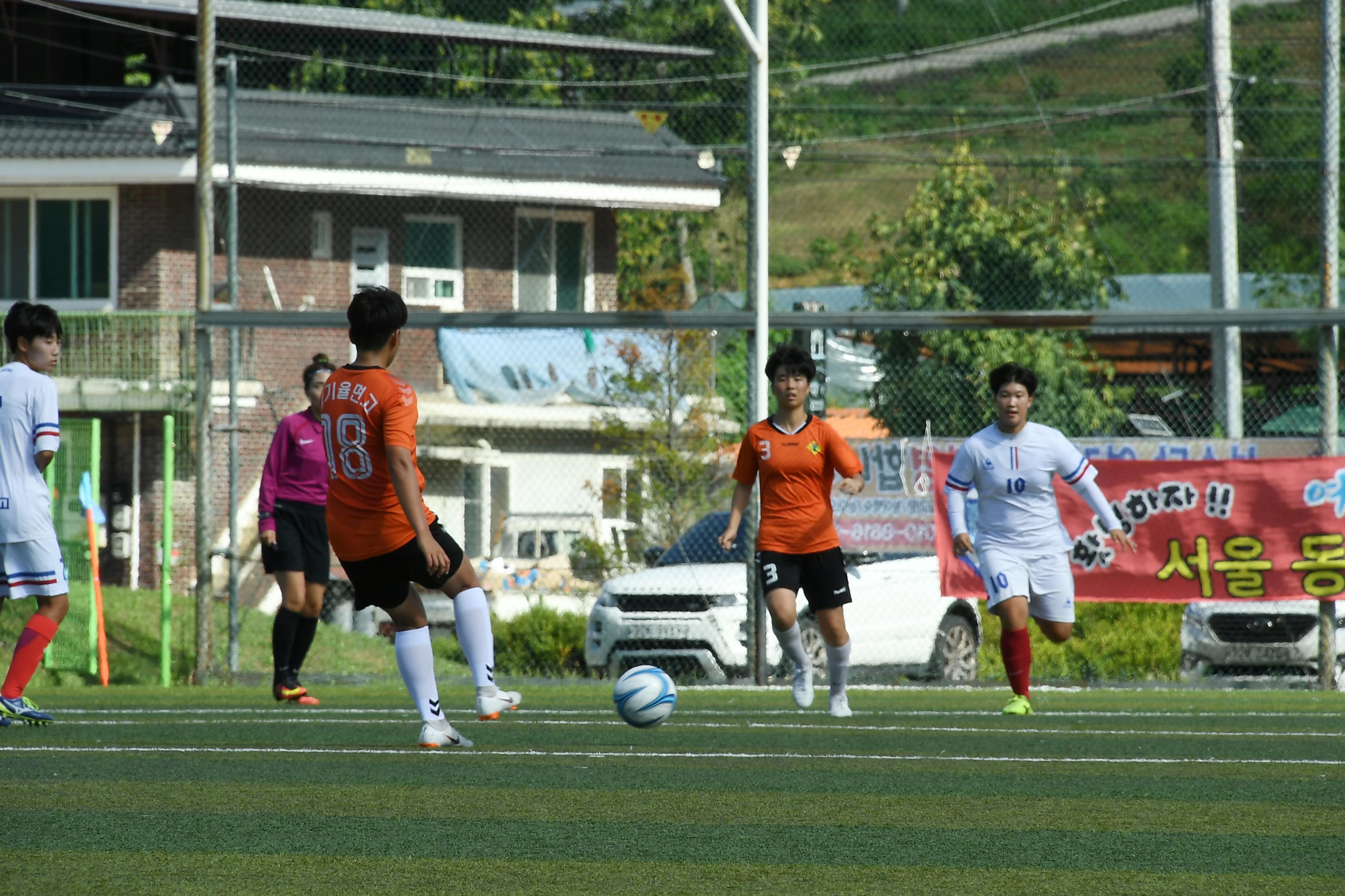 물의나라 화천 2018 추계 한국여자축구연맹전 의 사진