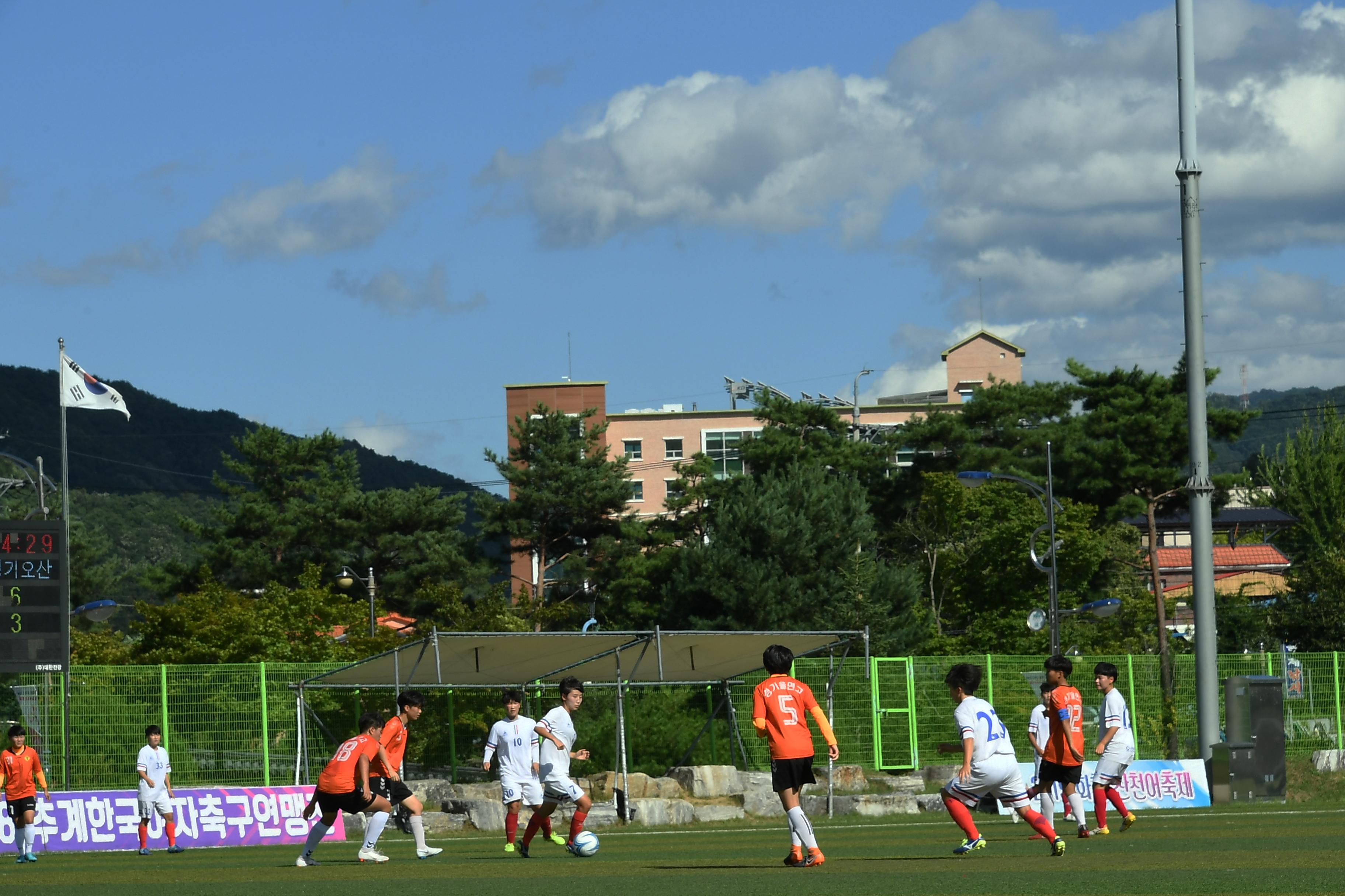 물의나라 화천 2018 추계 한국여자축구연맹전 의 사진