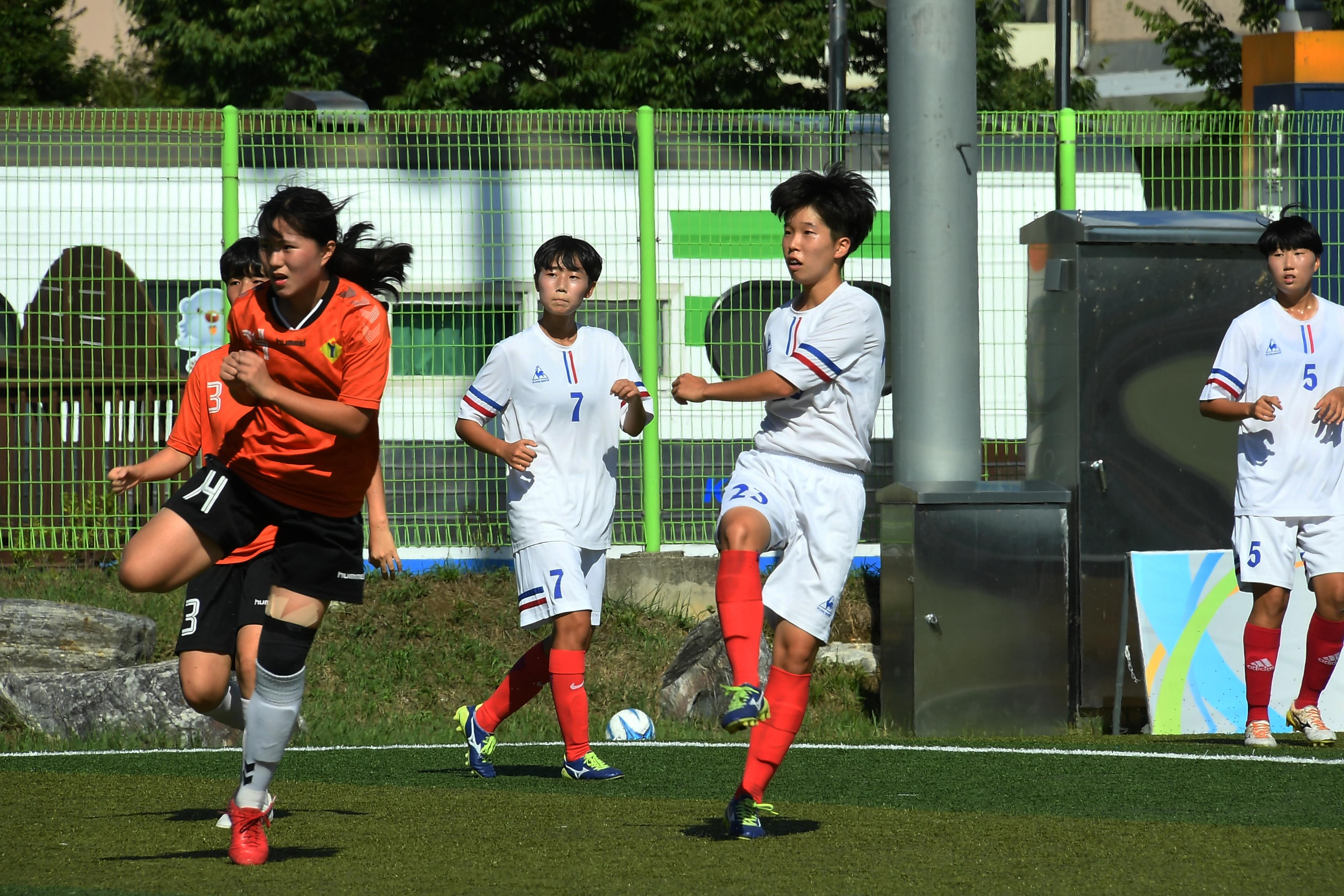 물의나라 화천 2018 추계 한국여자축구연맹전 의 사진