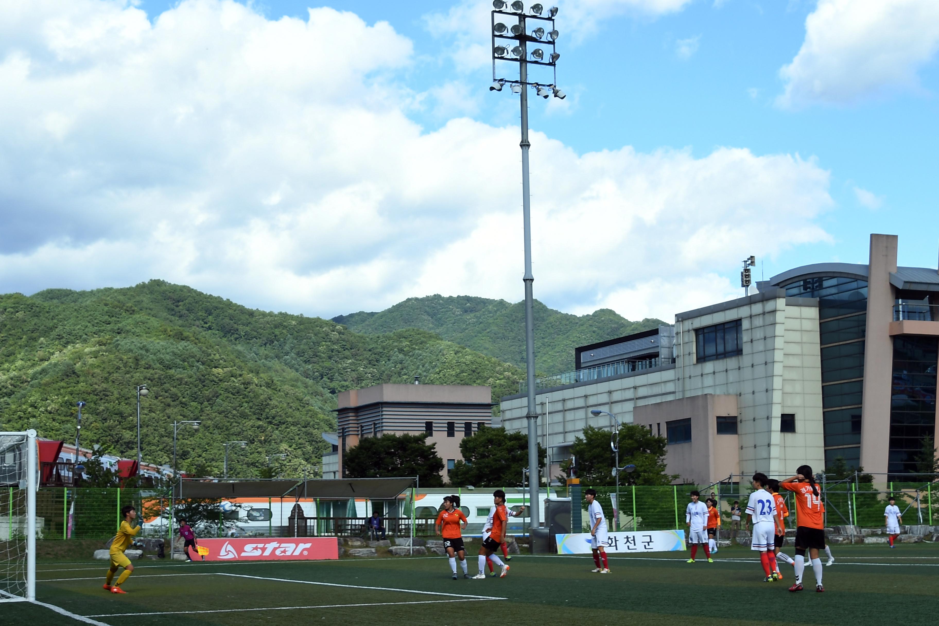 물의나라 화천 2018 추계 한국여자축구연맹전 의 사진