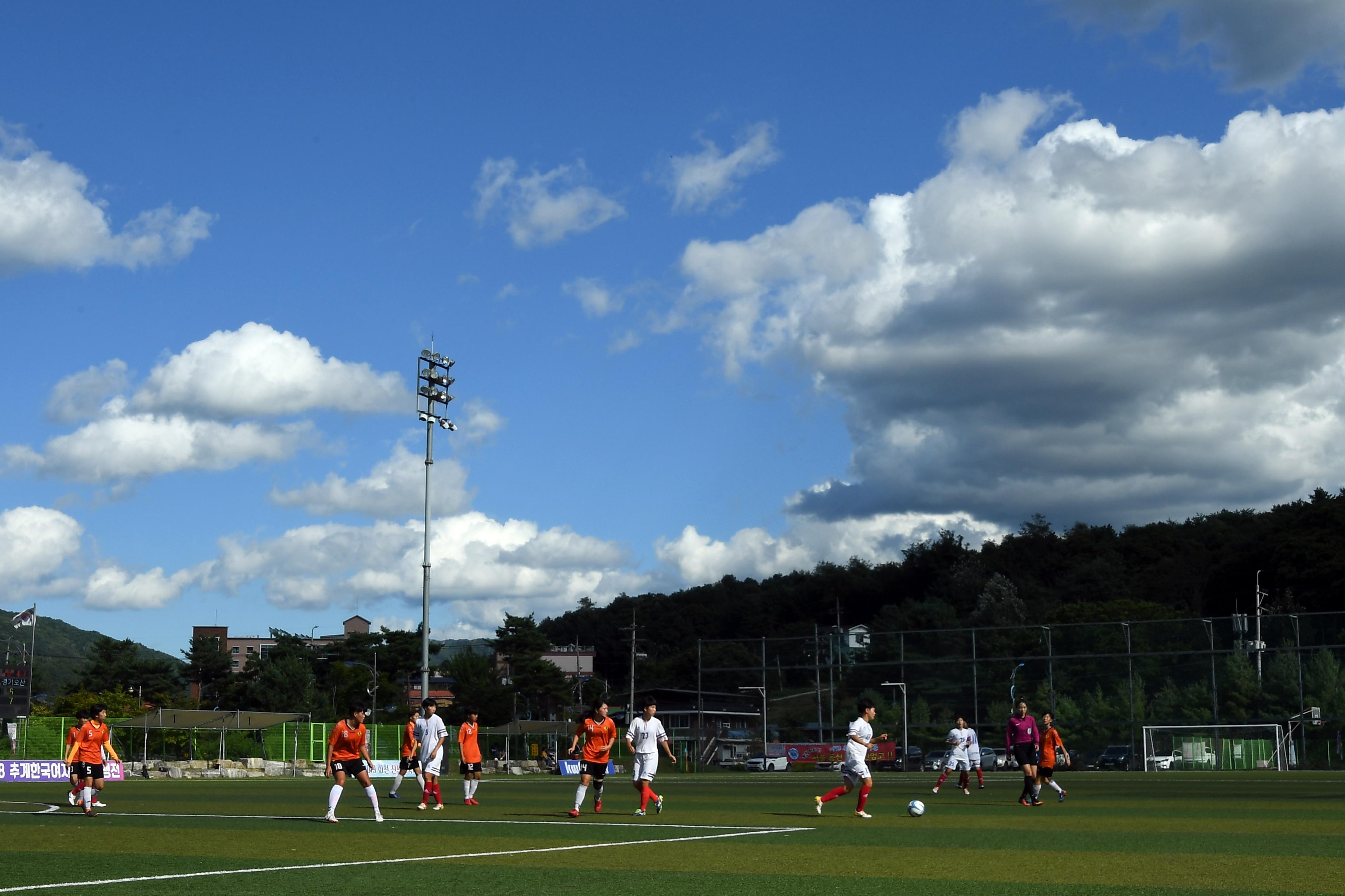 물의나라 화천 2018 추계 한국여자축구연맹전 의 사진