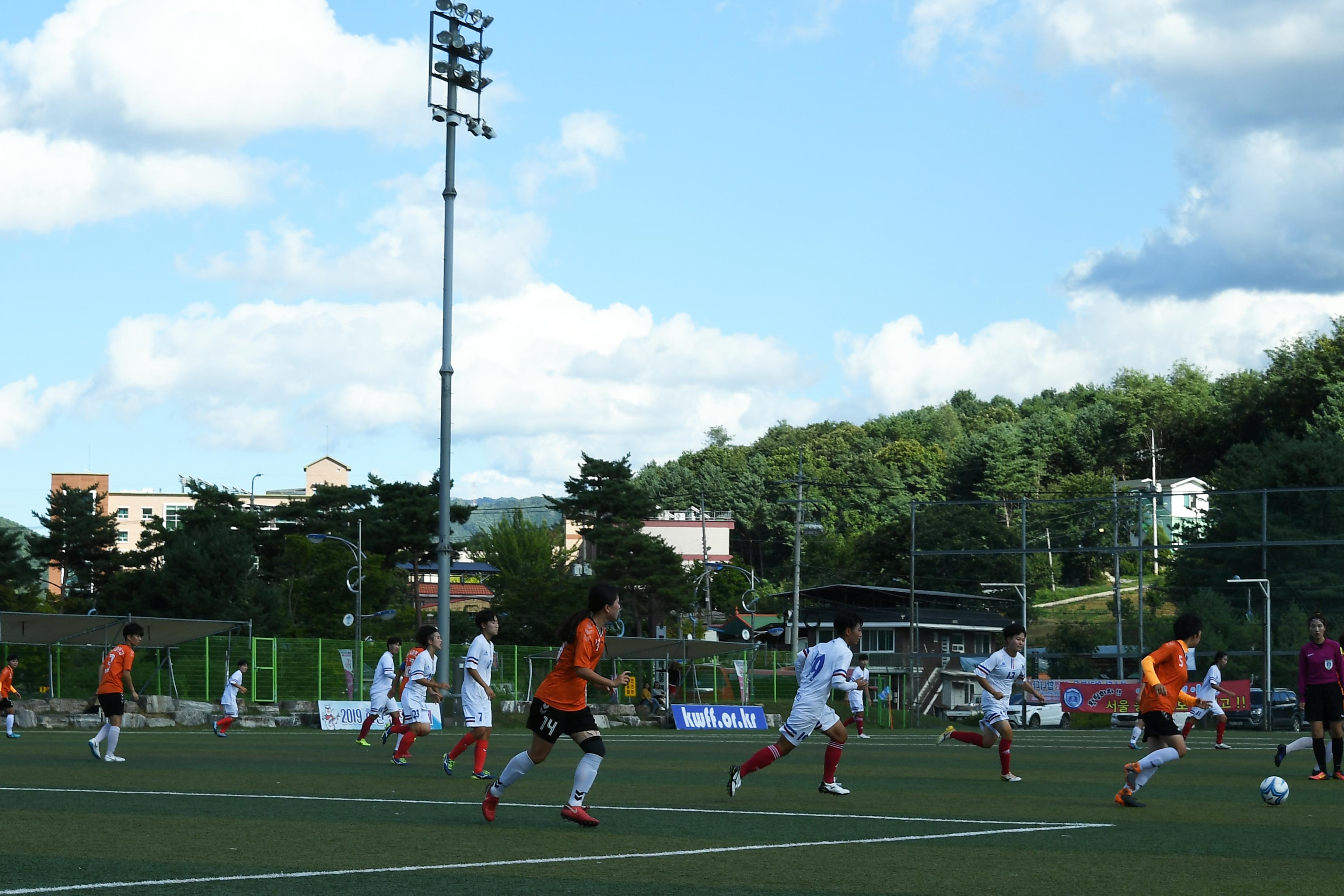 물의나라 화천 2018 추계 한국여자축구연맹전 의 사진