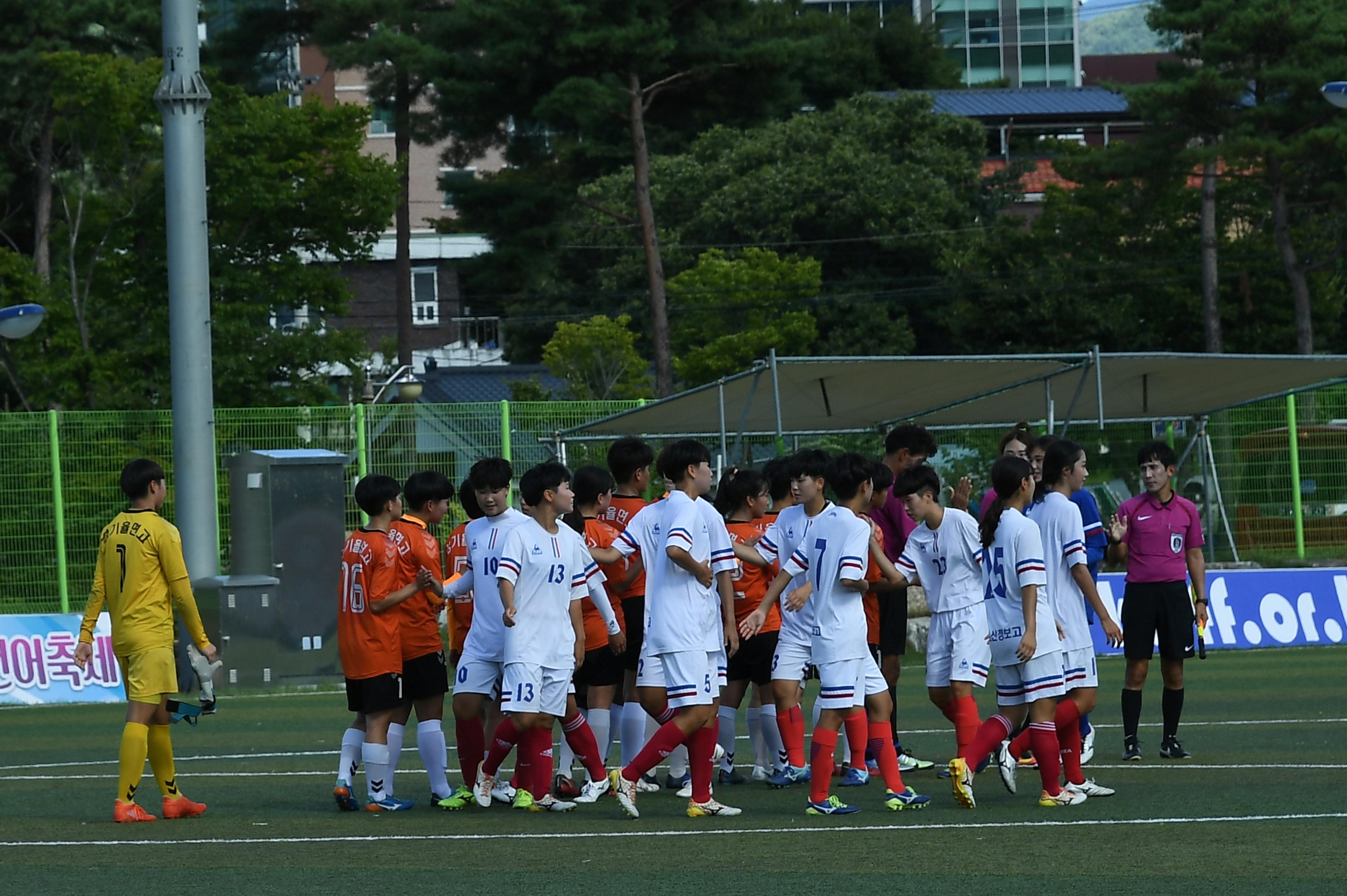 물의나라 화천 2018 추계 한국여자축구연맹전 의 사진