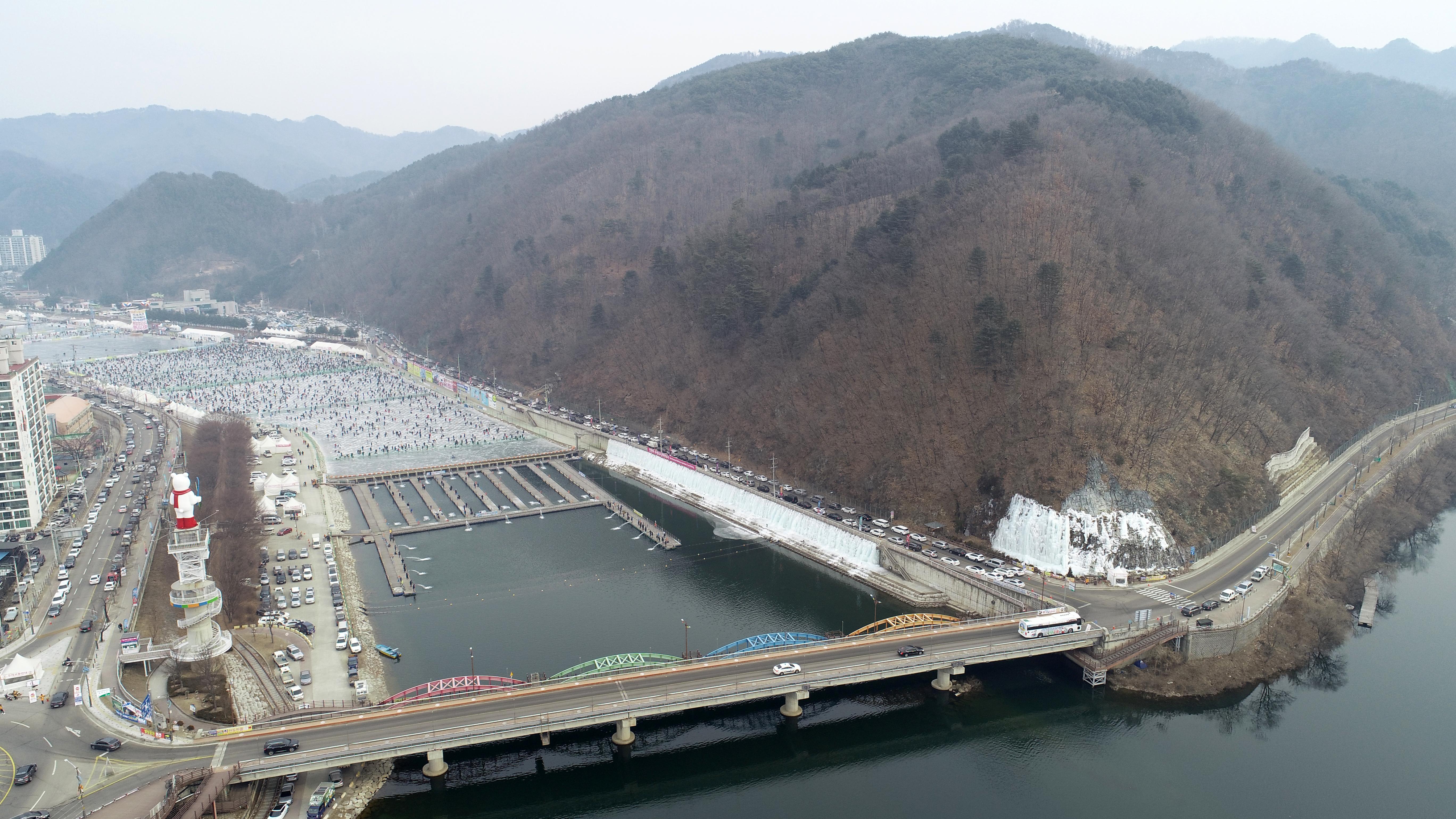 2019 화천산천어축제장 드론 촬영 의 사진