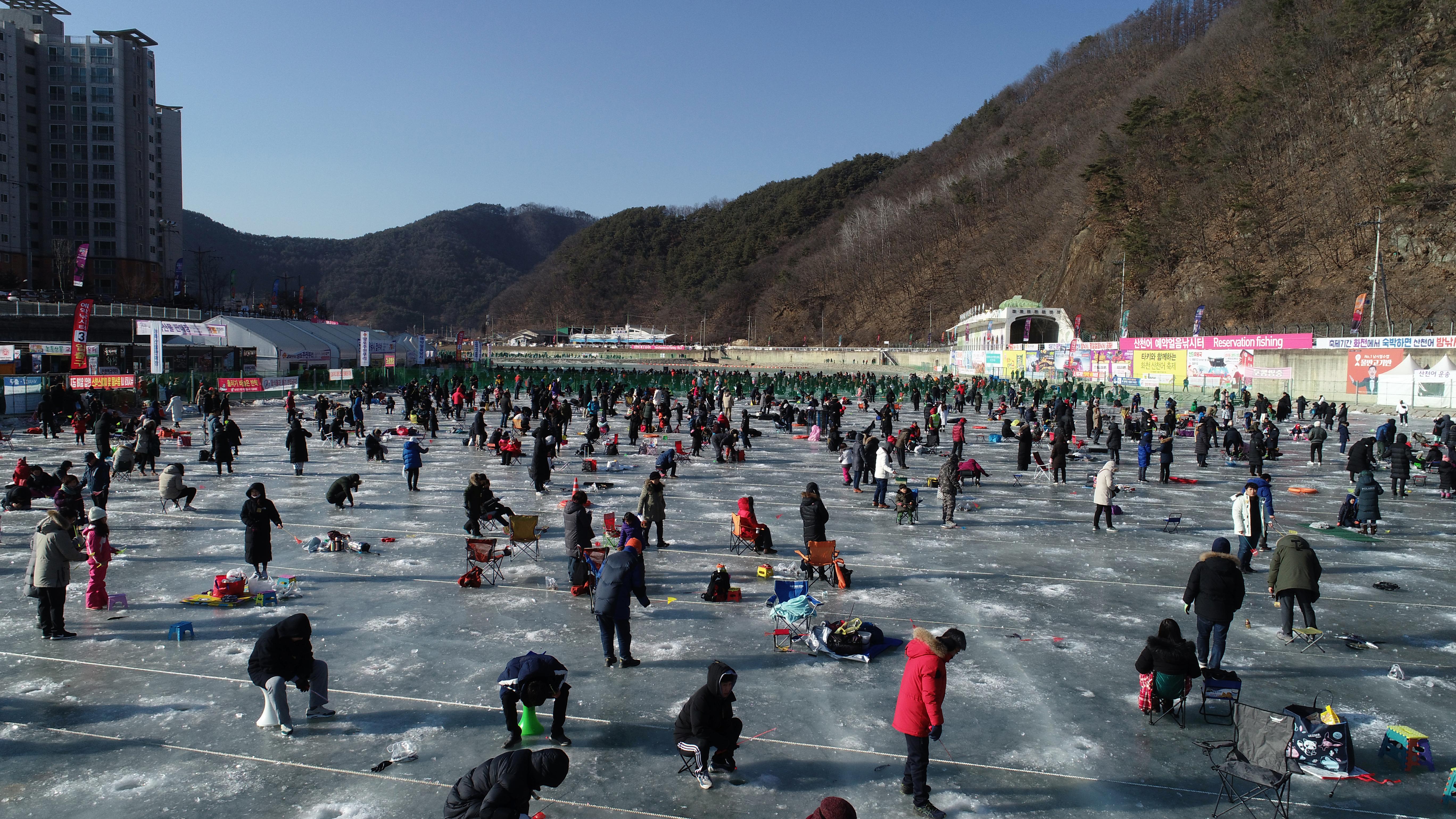 2019 화천산천어축제장 드론 촬영 의 사진