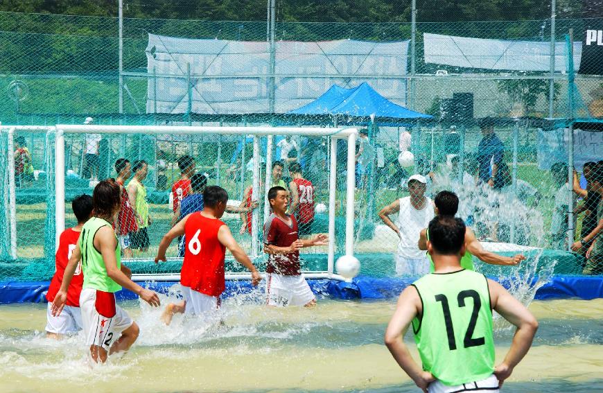 전국물축구대회 의 사진