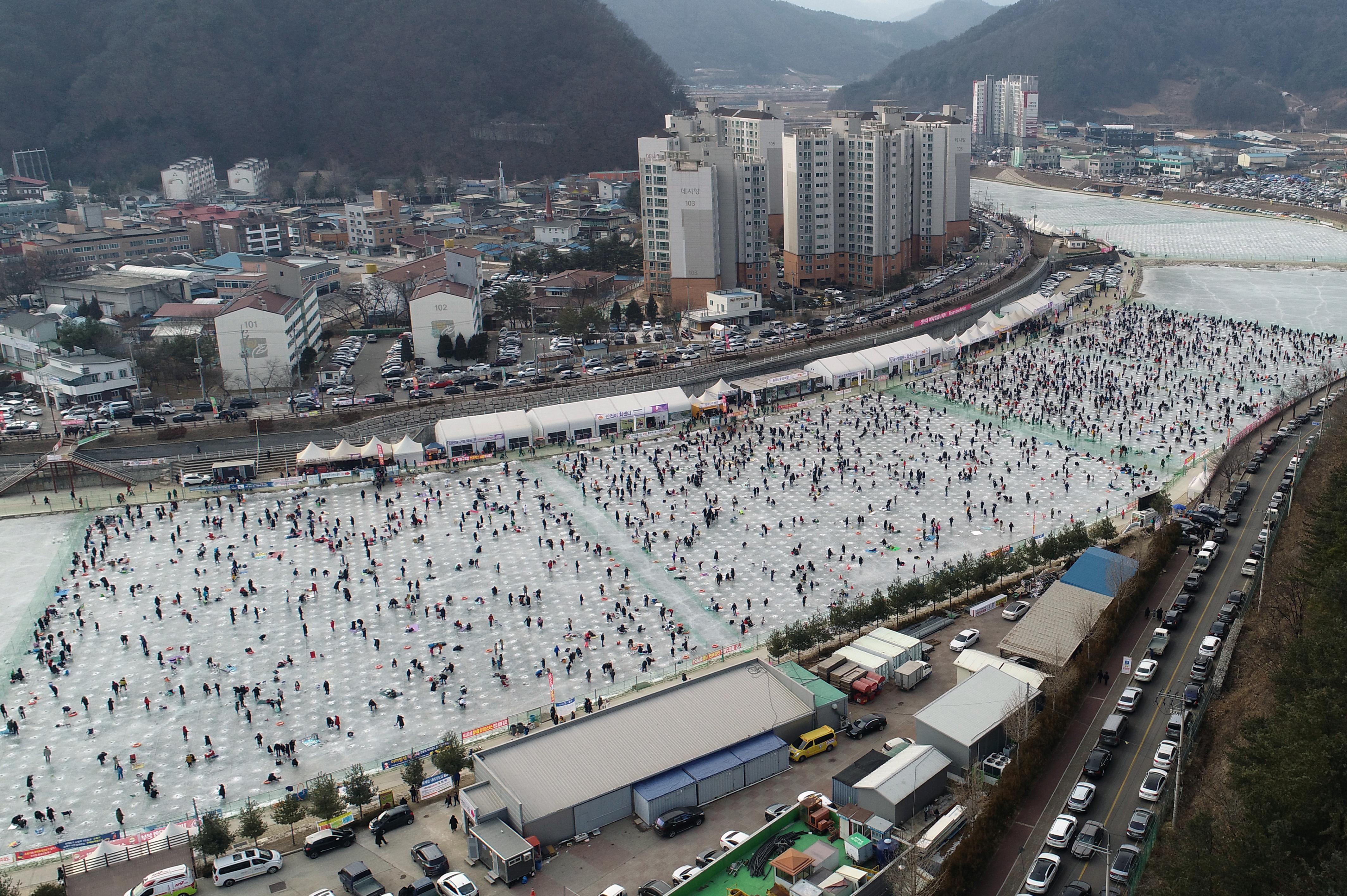 2019 화천산천어축제장 드론 촬영 전경 의 사진