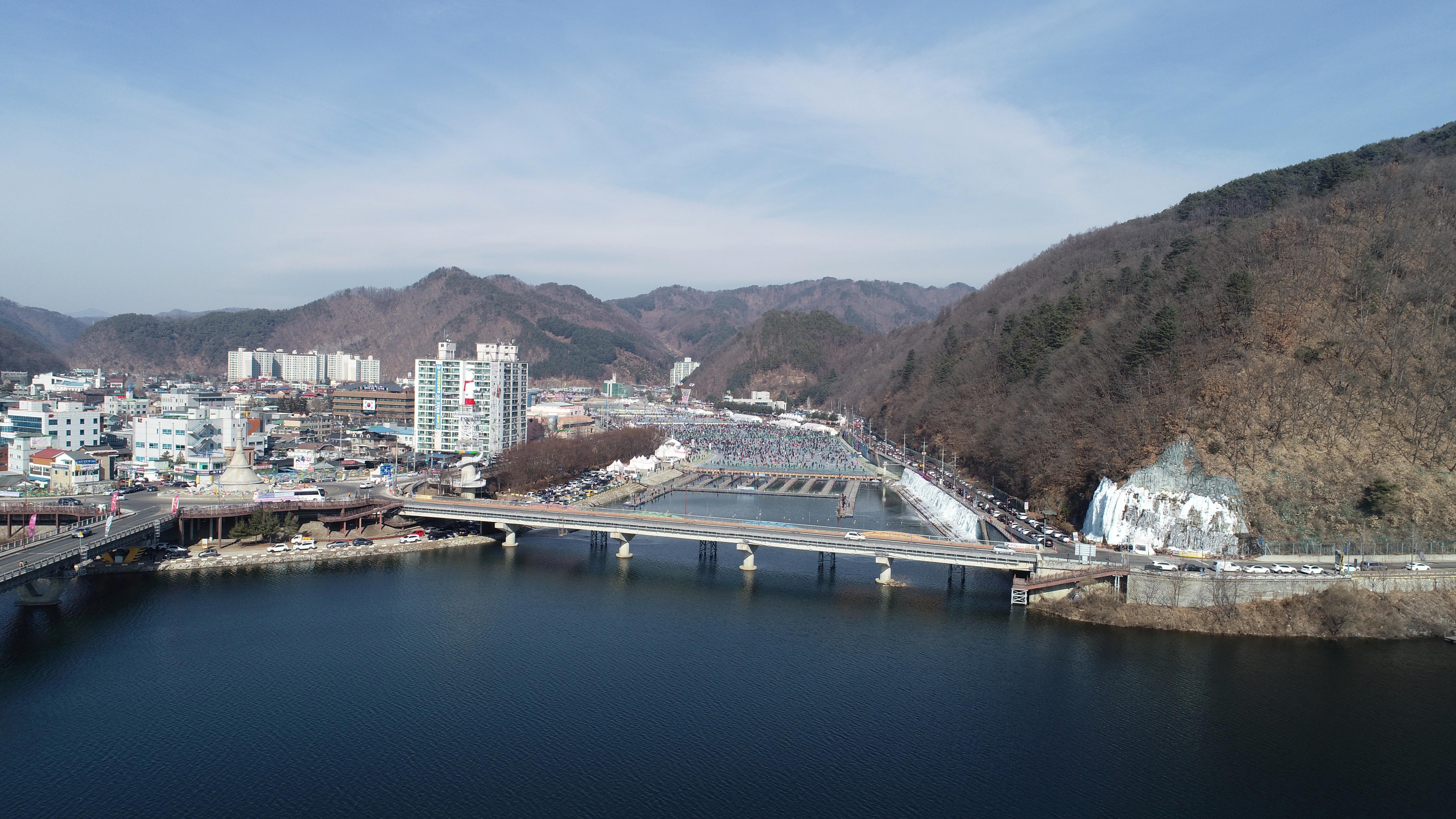 2019 화천산천어축제장 드론 촬영 전경 의 사진