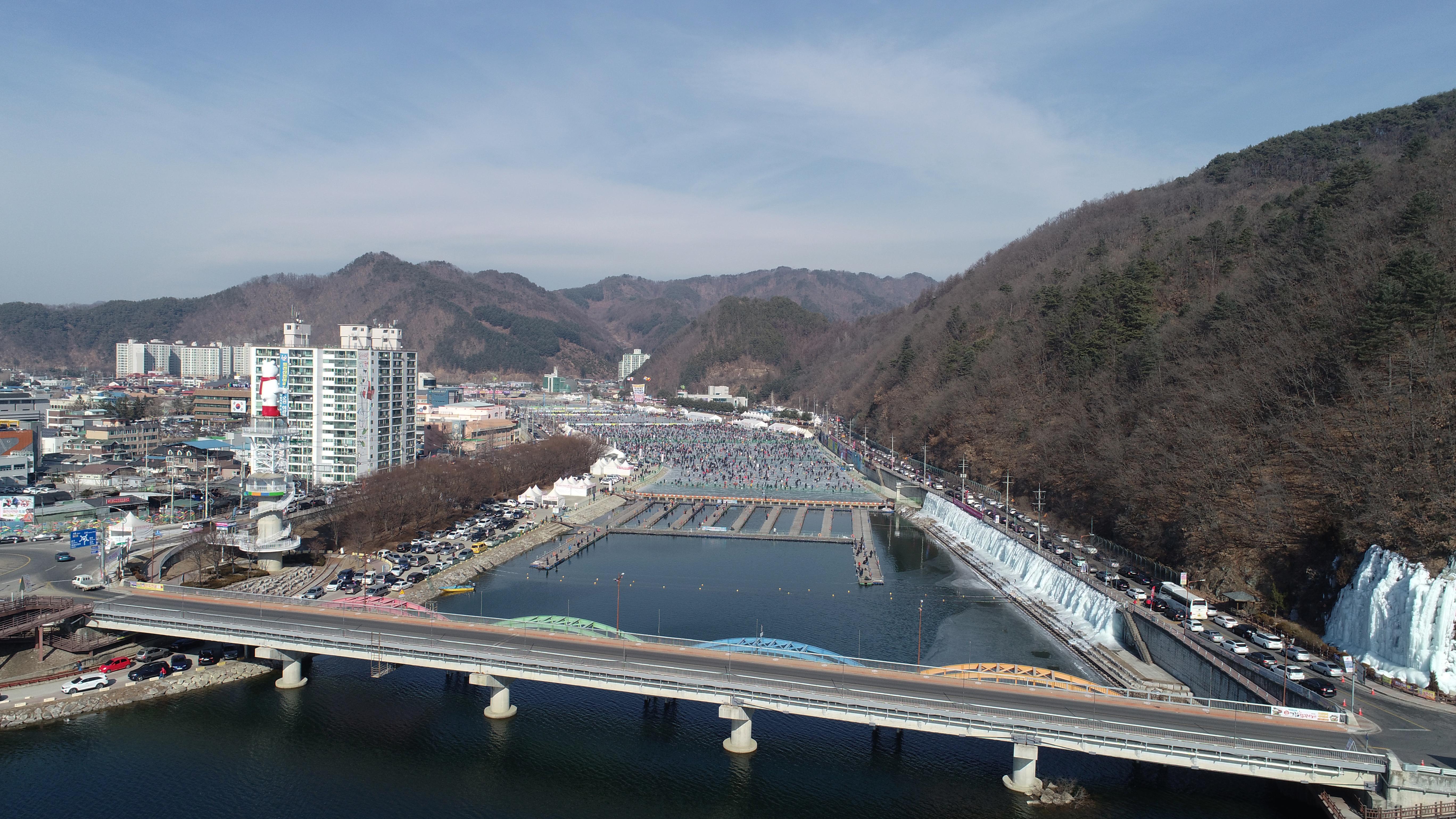 2019 화천산천어축제장 드론 촬영 전경 의 사진