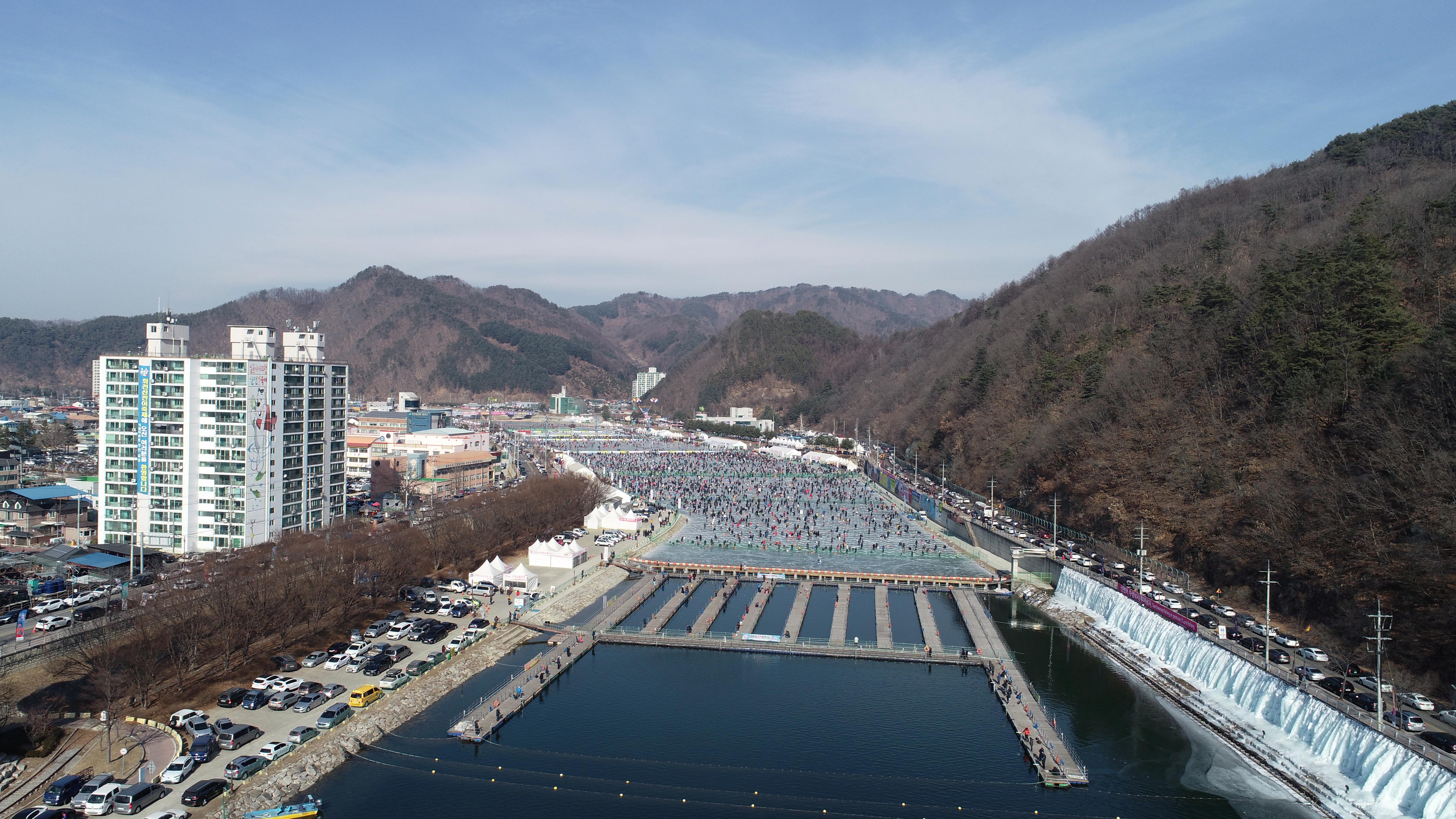 2019 화천산천어축제장 드론 촬영 전경 의 사진