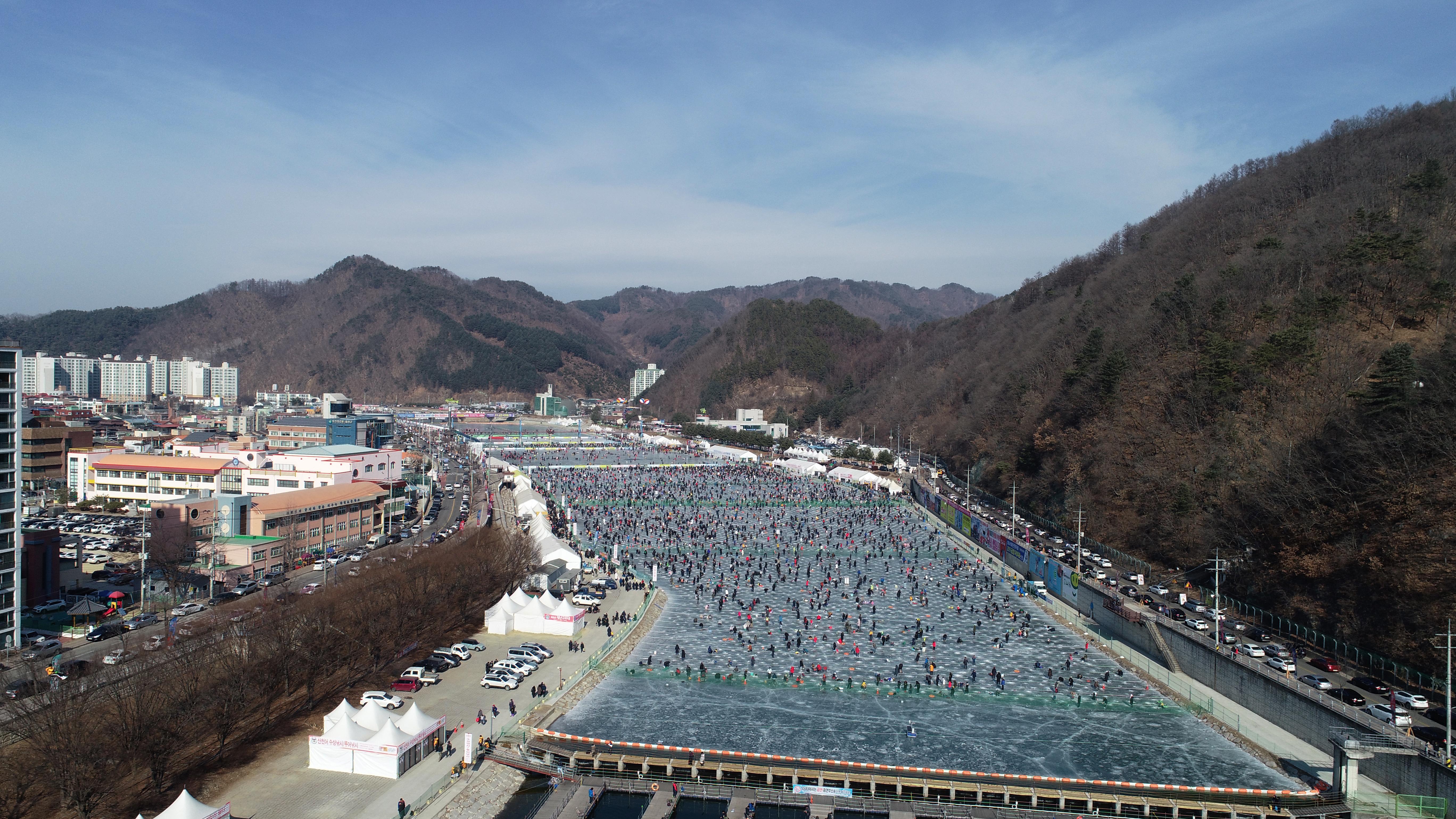 2019 화천산천어축제장 드론 촬영 전경 의 사진