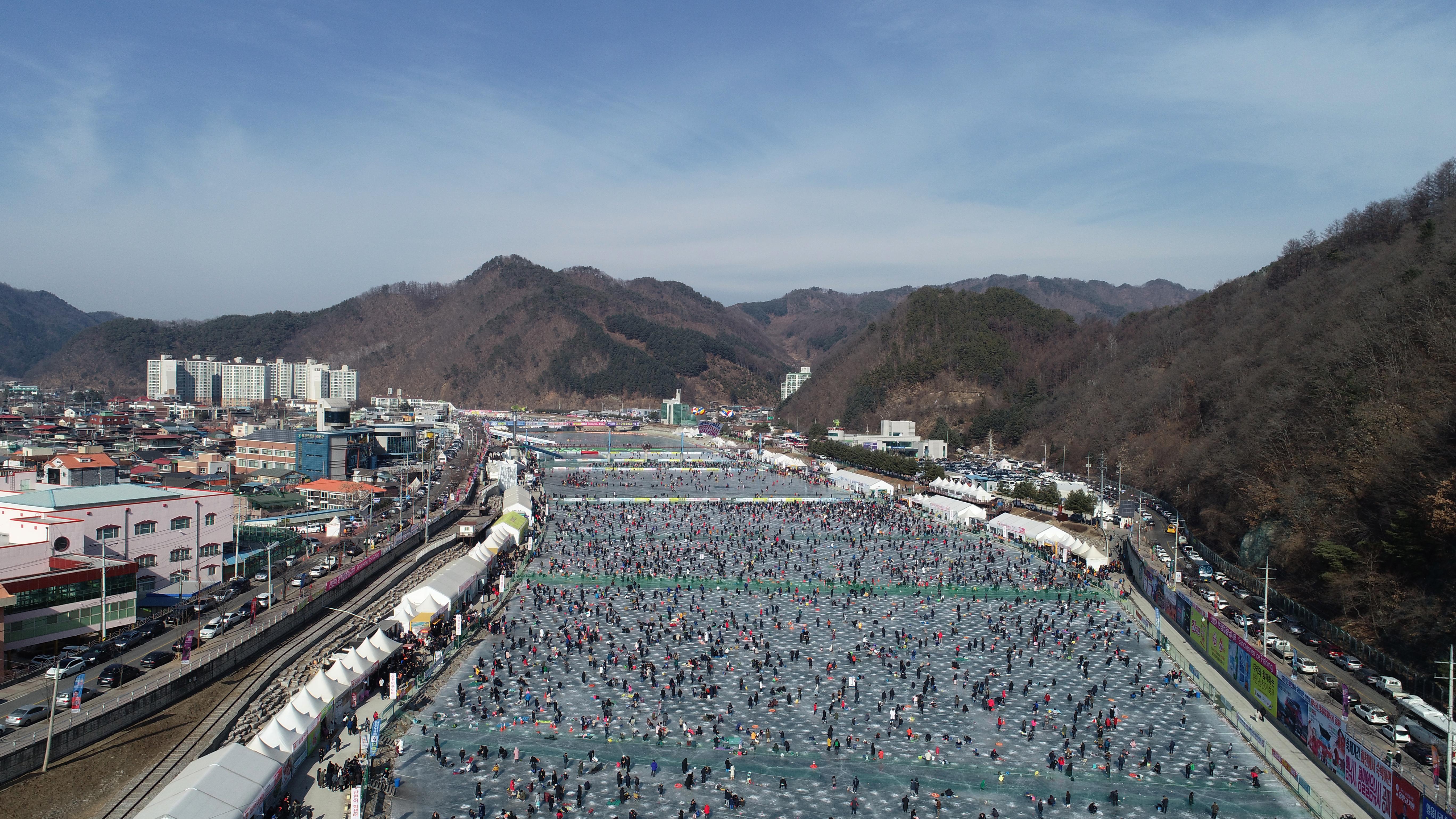 2019 화천산천어축제장 드론 촬영 전경 의 사진