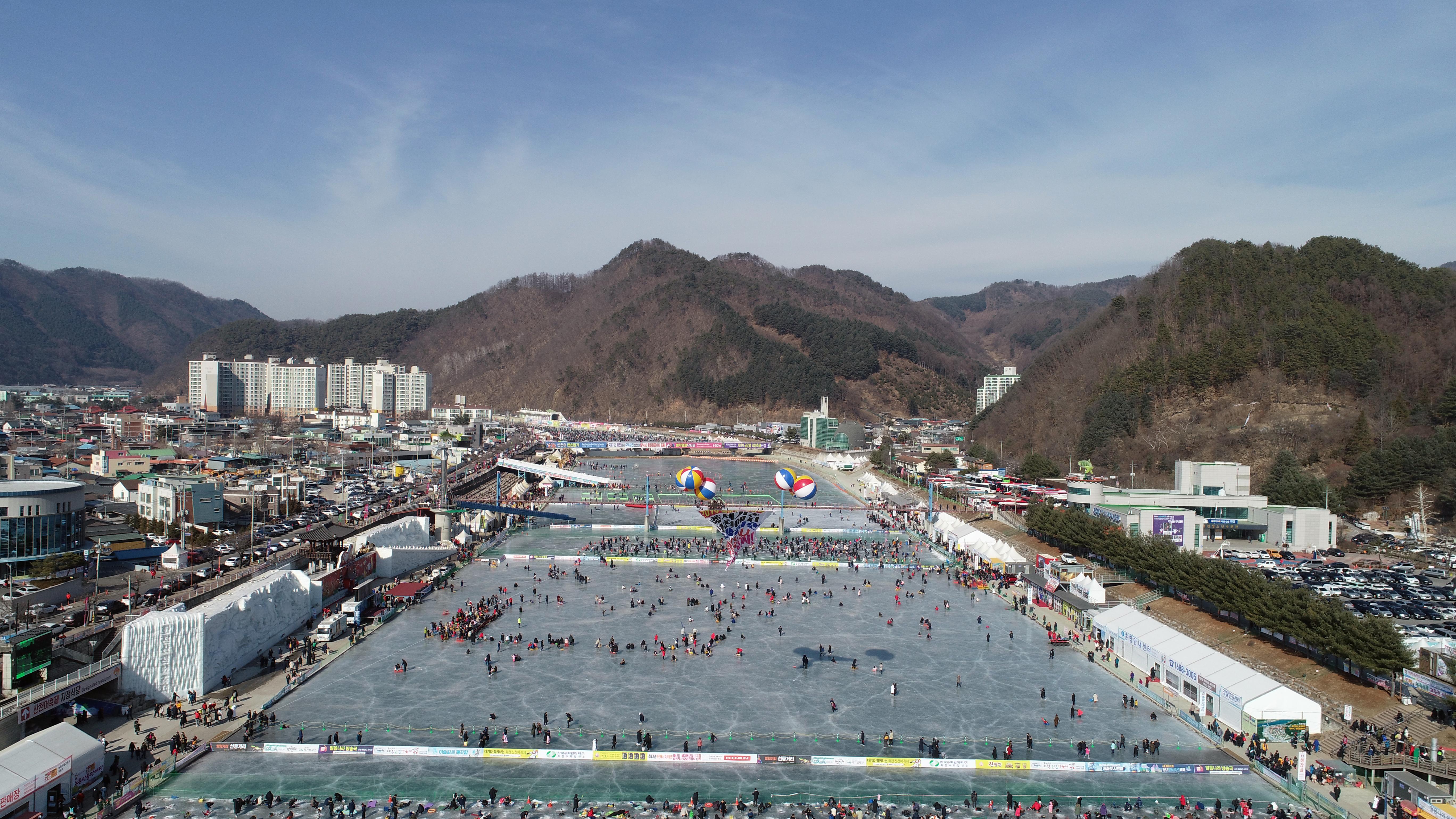 2019 화천산천어축제장 드론 촬영 전경 의 사진