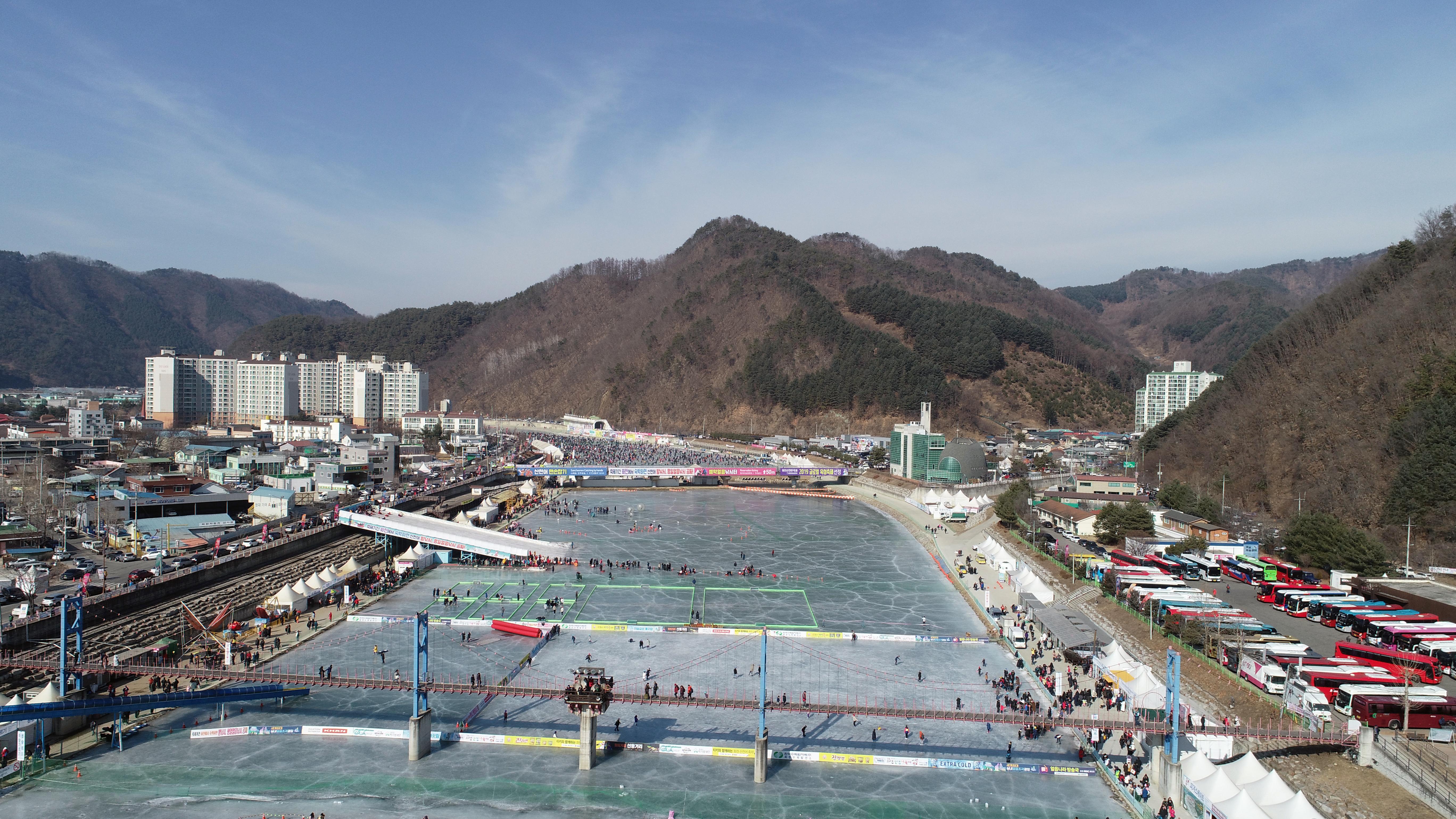 2019 화천산천어축제장 드론 촬영 전경 의 사진