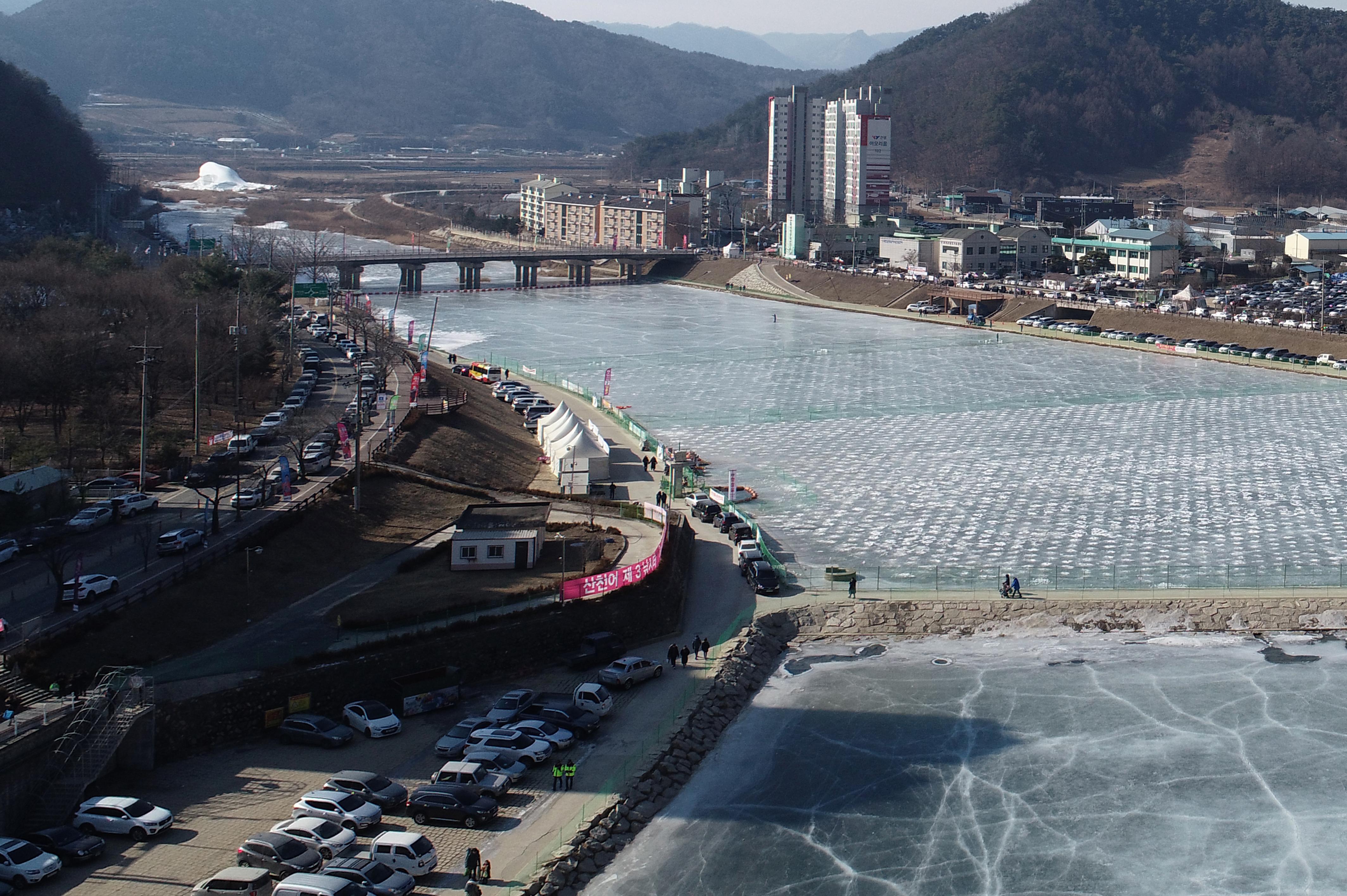 2019 화천산천어축제장 드론 촬영 전경 의 사진