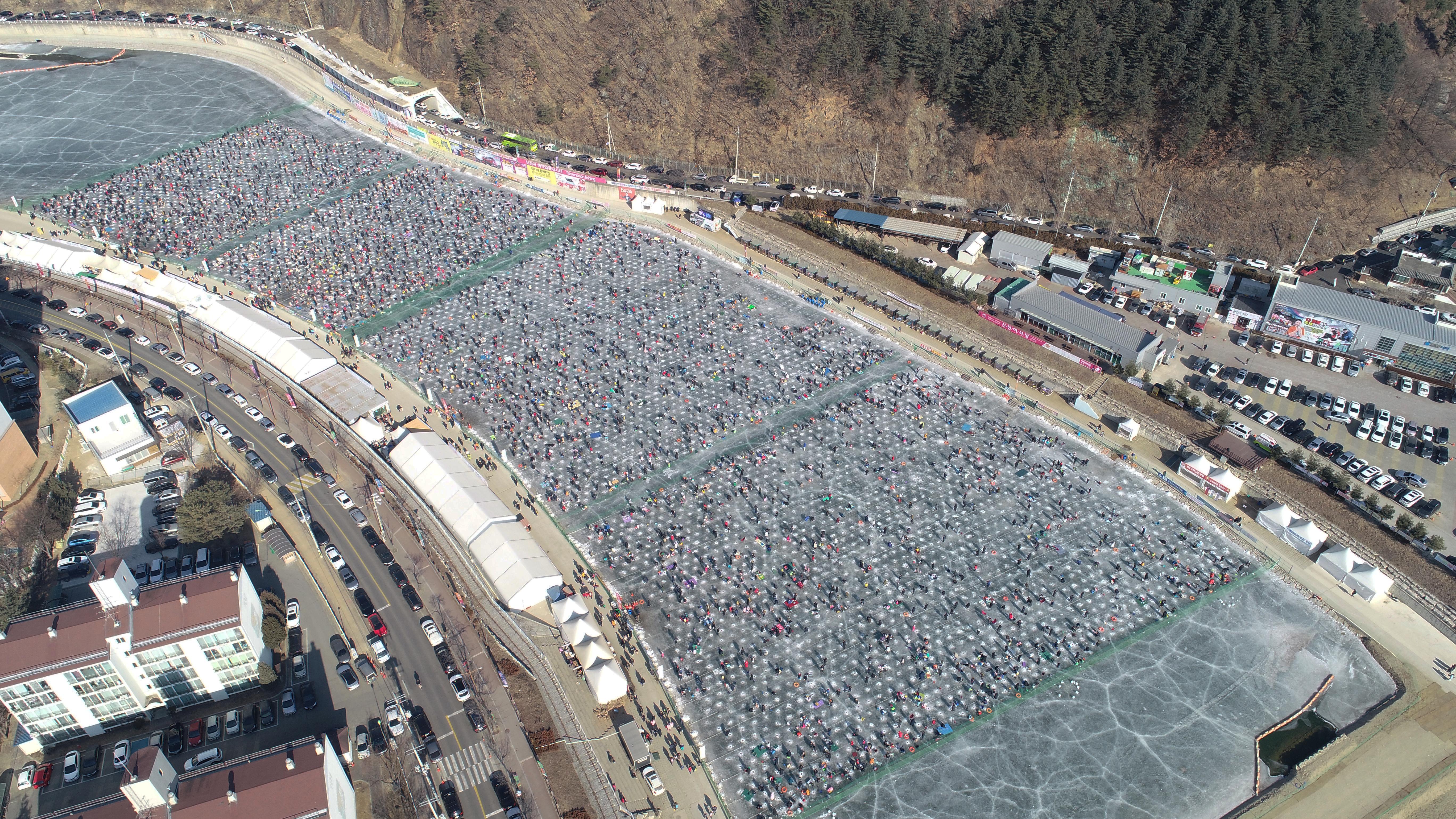 2019 화천산천어축제장 드론 촬영 전경 의 사진